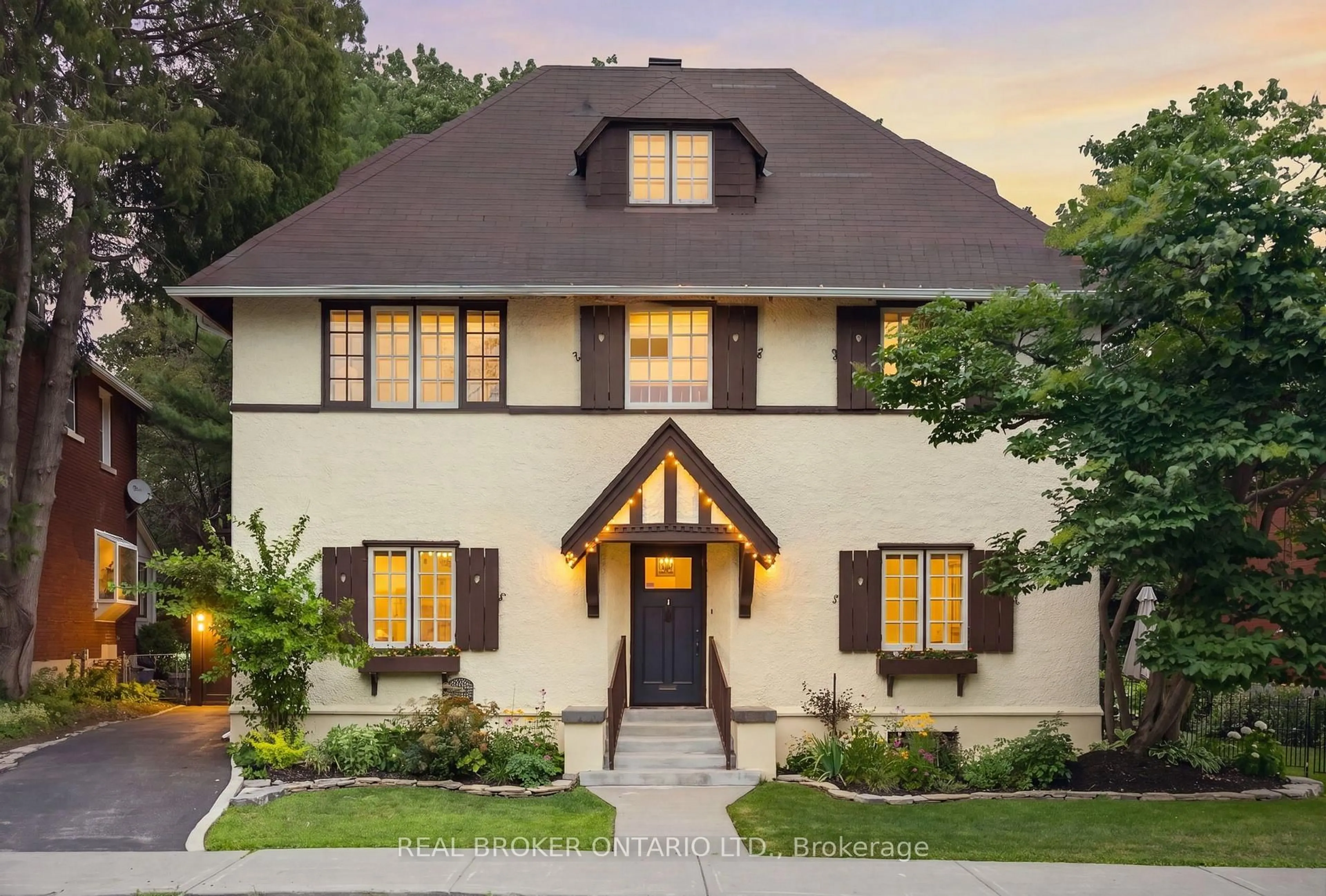 Home with brick exterior material, street for 17 Lakeview Terr, Ottawa Ontario K1S 3H3