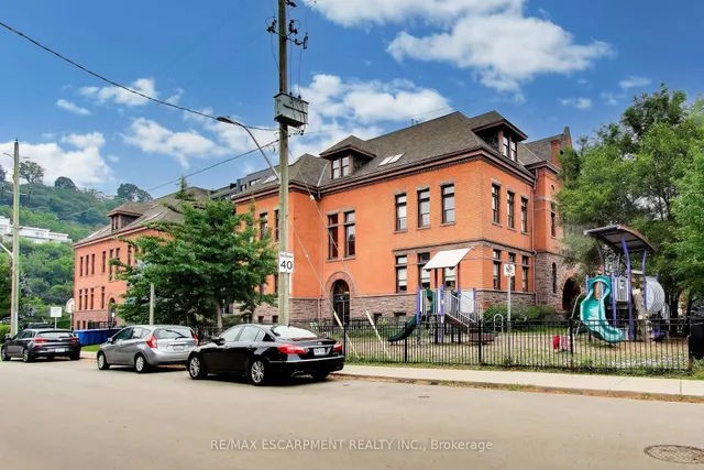 200 Stinson St Unit #207, Hamilton 4