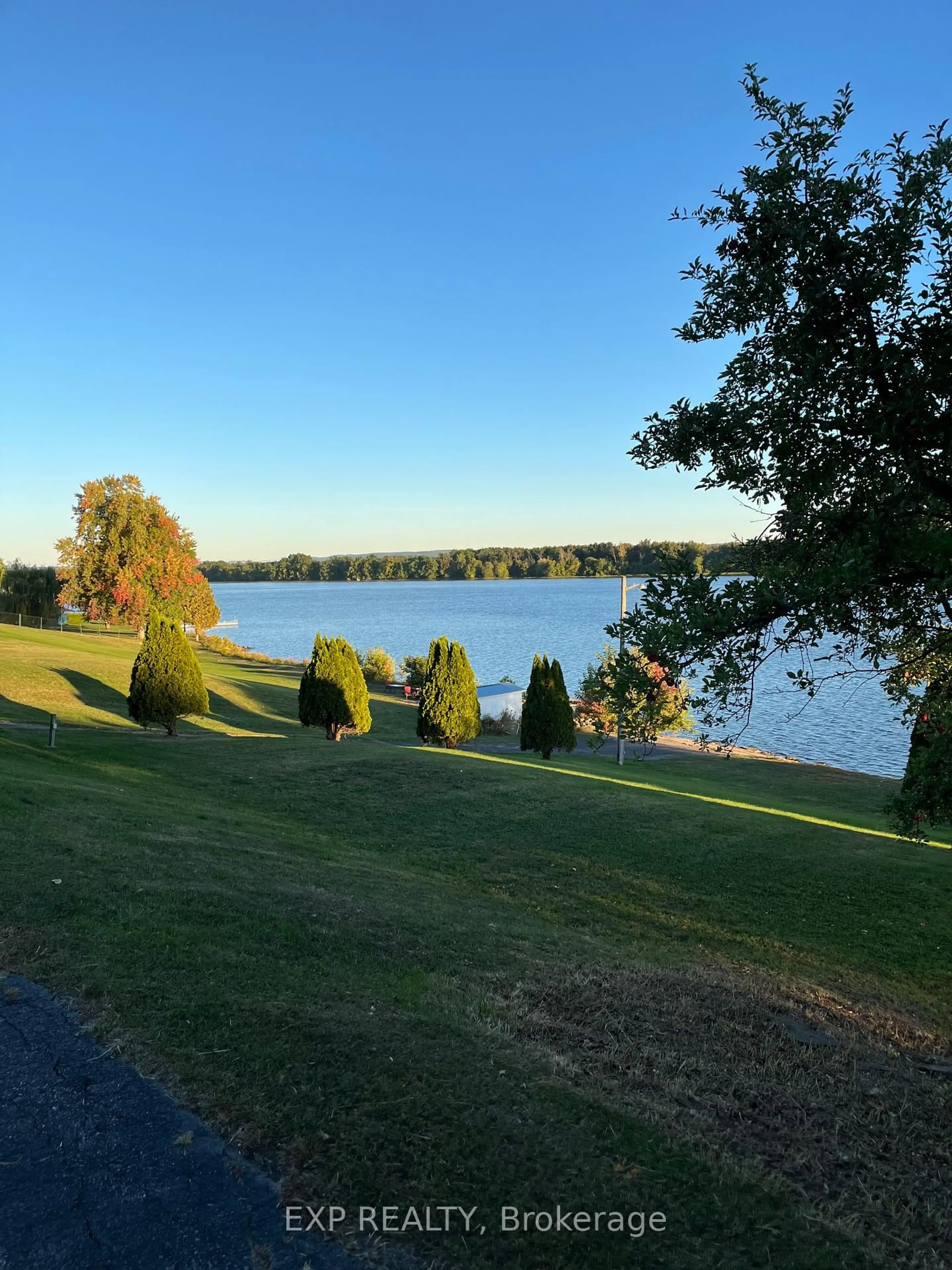 A pic from outside/outdoor area/front of a property/back of a property/a pic from drone, water/lake/river/ocean view for 3145 PRINCIPALE St, Alfred and Plantagenet Ontario K0A 3K0