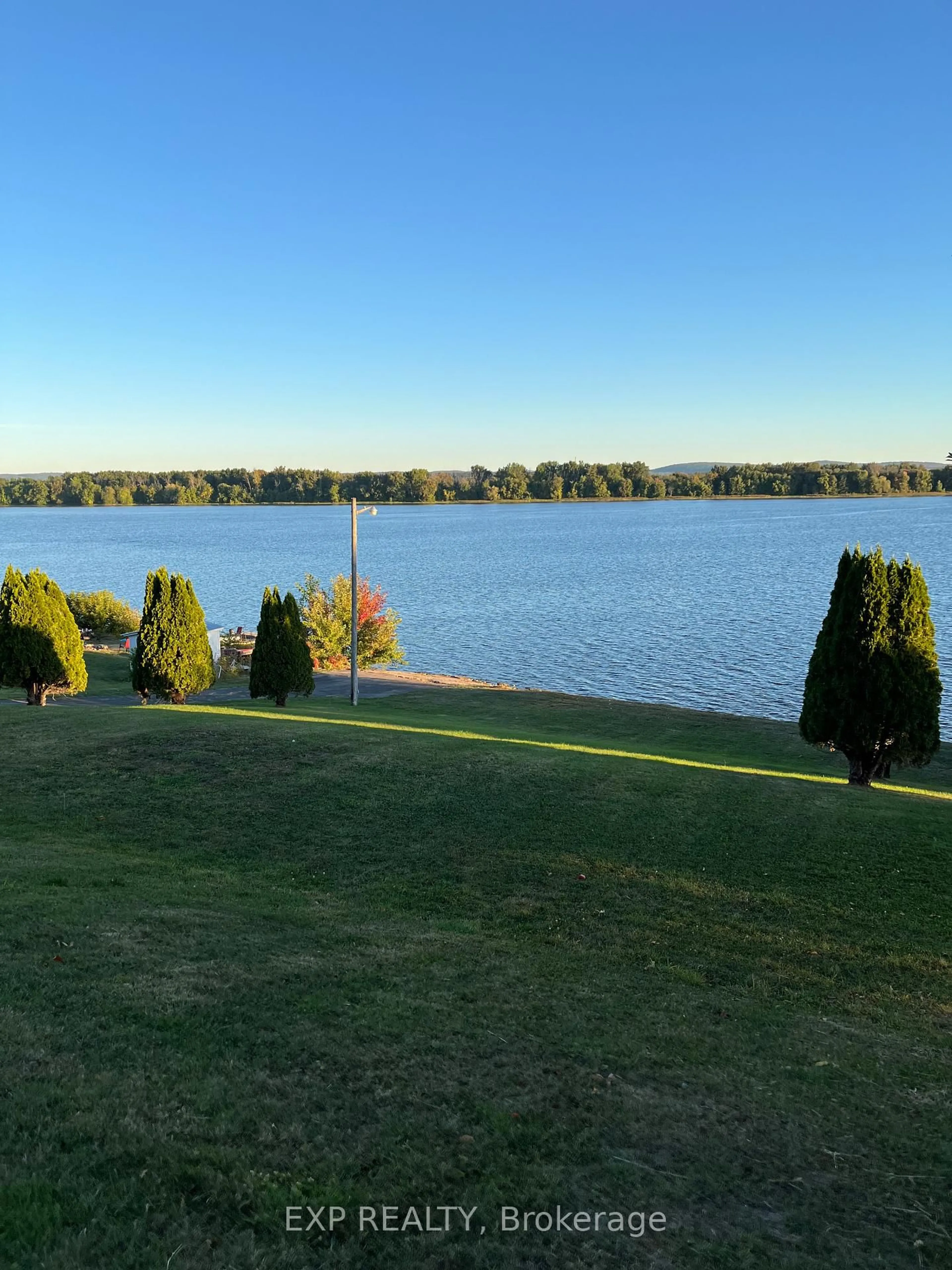 A pic from outside/outdoor area/front of a property/back of a property/a pic from drone, water/lake/river/ocean view for 3145 PRINCIPALE St, Alfred and Plantagenet Ontario K0A 3K0