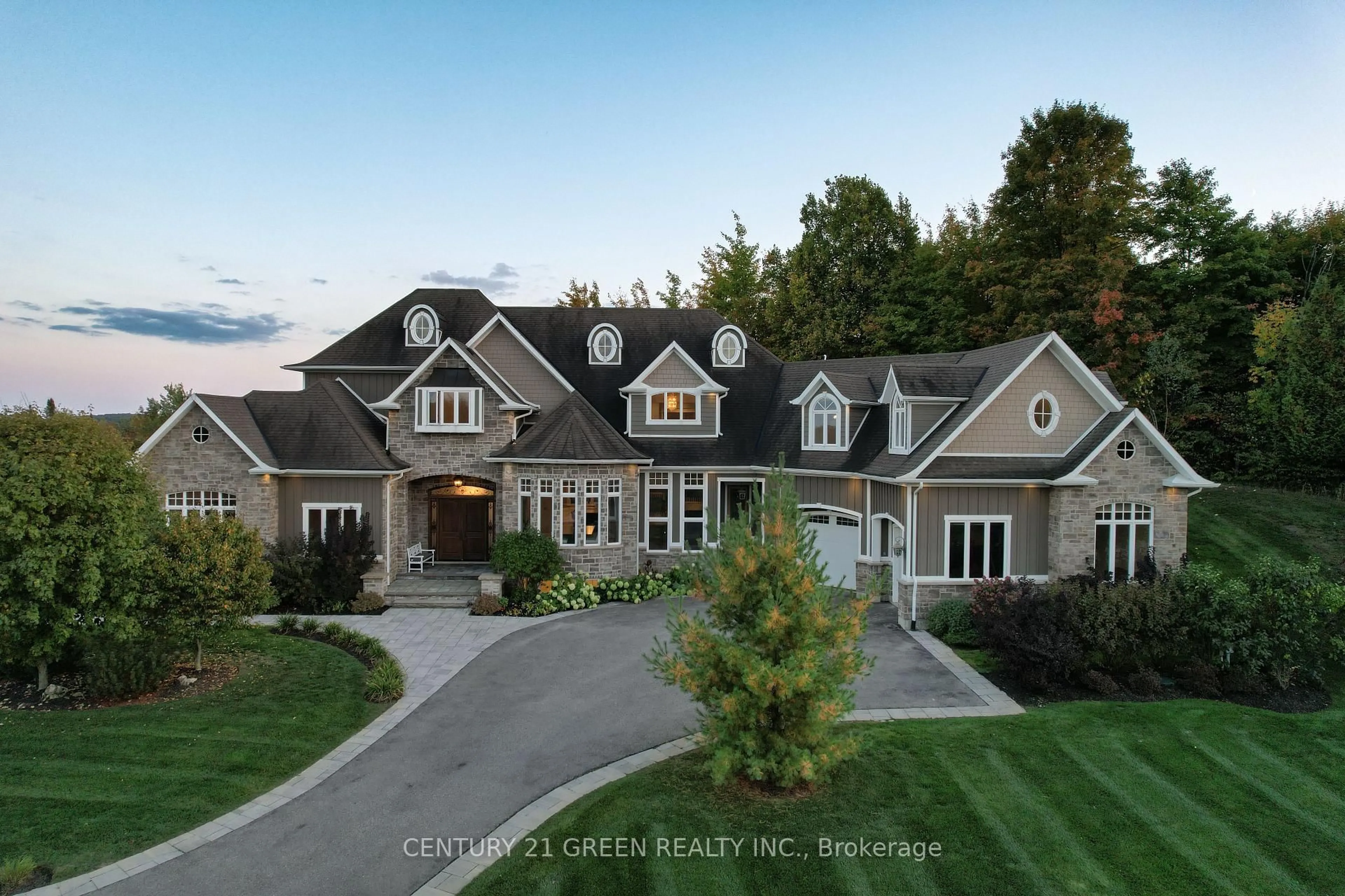 Home with brick exterior material, mountain view for 39 Brookhaven Cres, East Garafraxa Ontario L9W 7M9