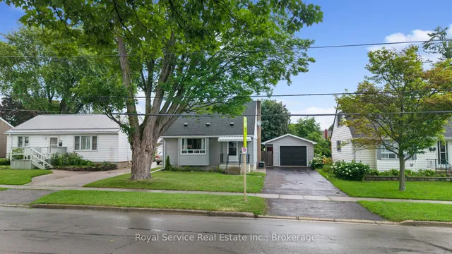 558 Burnham St, Cobourg 2