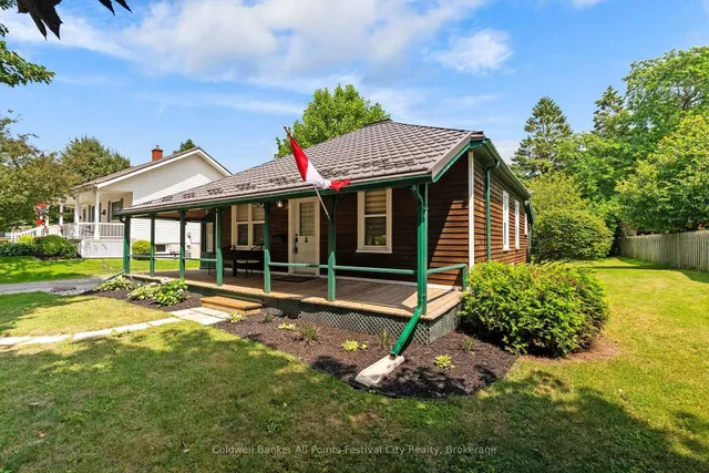 135 Essex St, Goderich 2