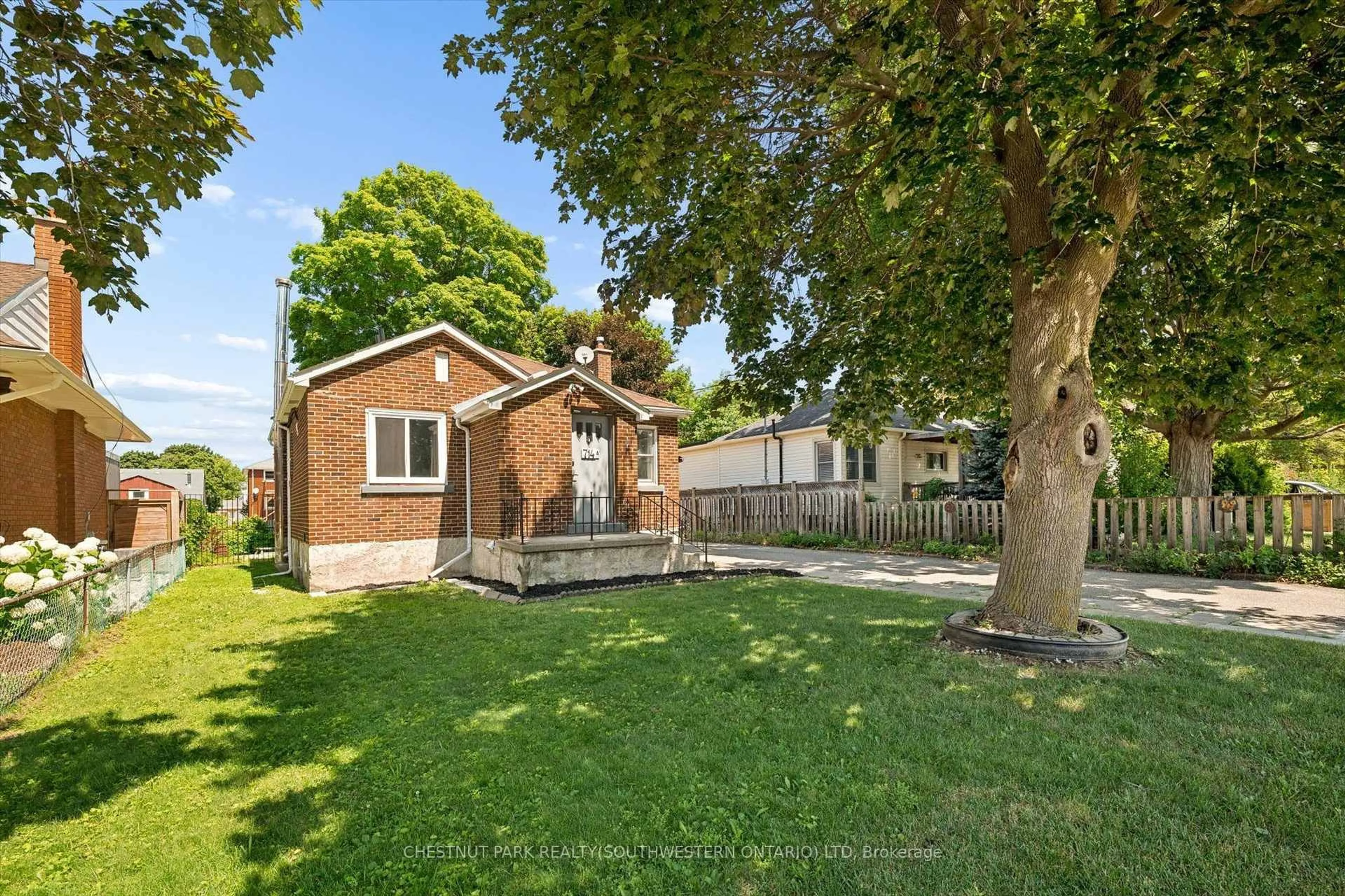 A pic from outside/outdoor area/front of a property/back of a property/a pic from drone, street for 714 Frederick St, Kitchener Ontario N2B 2B2