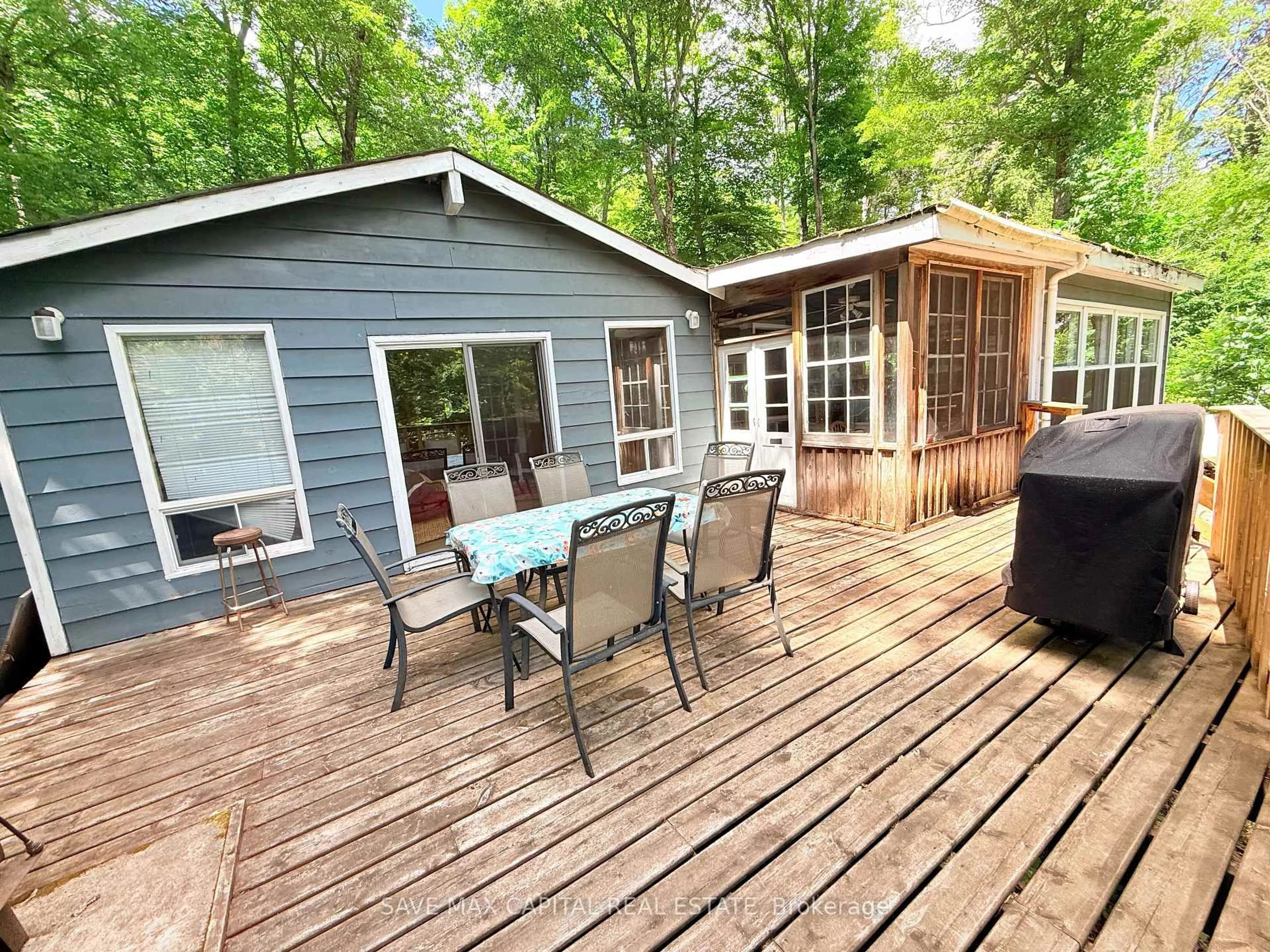 Patio, water/lake/river/ocean view for 1080 Johnson Bay Rd, Dysart et al Ontario K0M 1S0