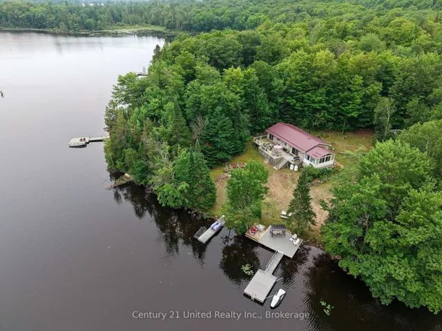 1047 Redwood Lane, Highlands East 2