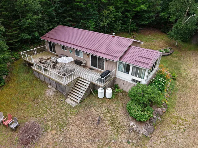 1047 Redwood Lane, Highlands East 5