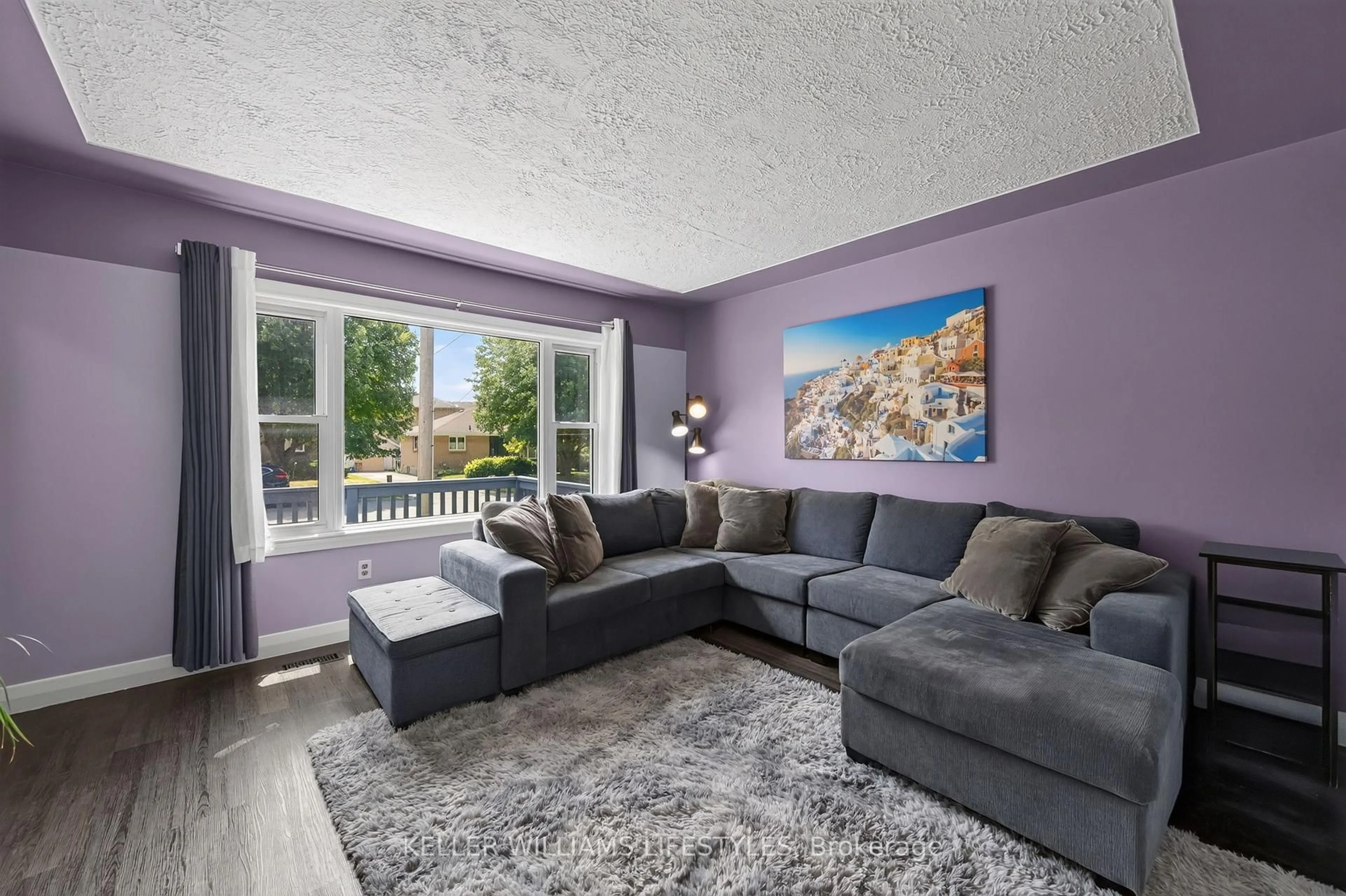 Living room with furniture, unknown for 40 Magee St, London East Ontario N5W 1C7