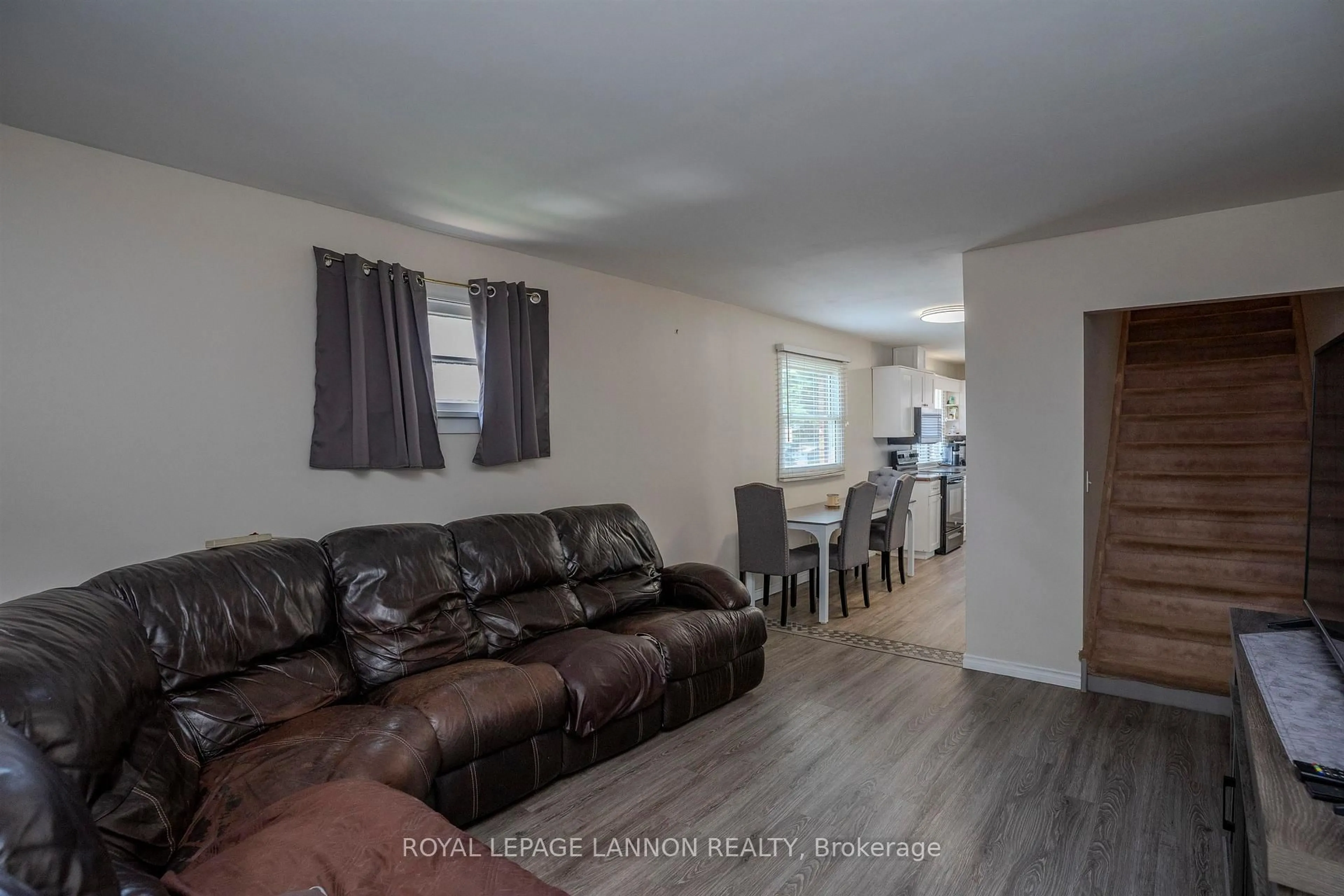 Living room with furniture, unknown for 1117 Mountdale Ave, Thunder Bay Ontario P7E 3A2