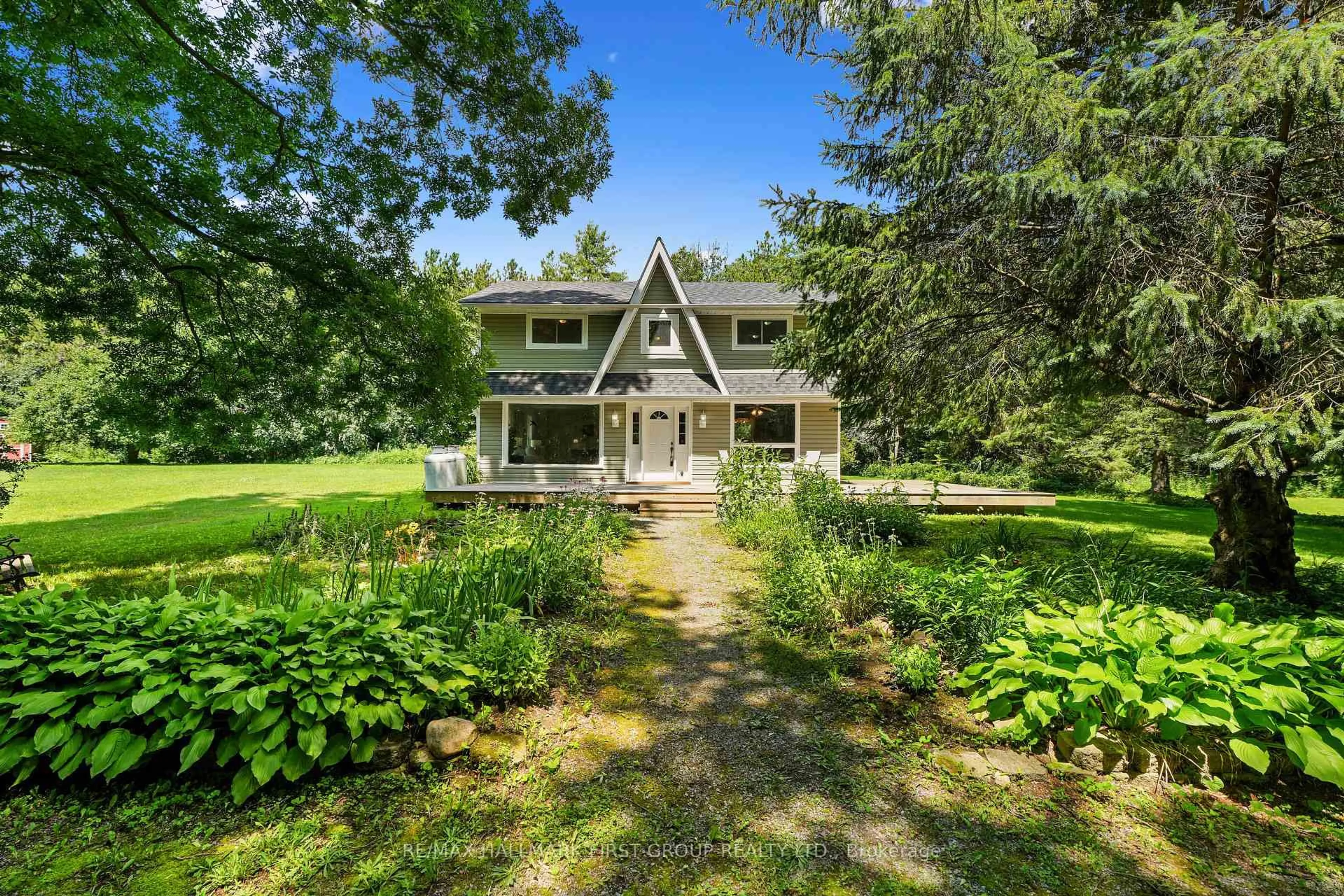 A pic from outside/outdoor area/front of a property/back of a property/a pic from drone, water/lake/river/ocean view for 226 Bradley Hollow Rd, Alnwick/Haldimand Ontario K0K 2G0