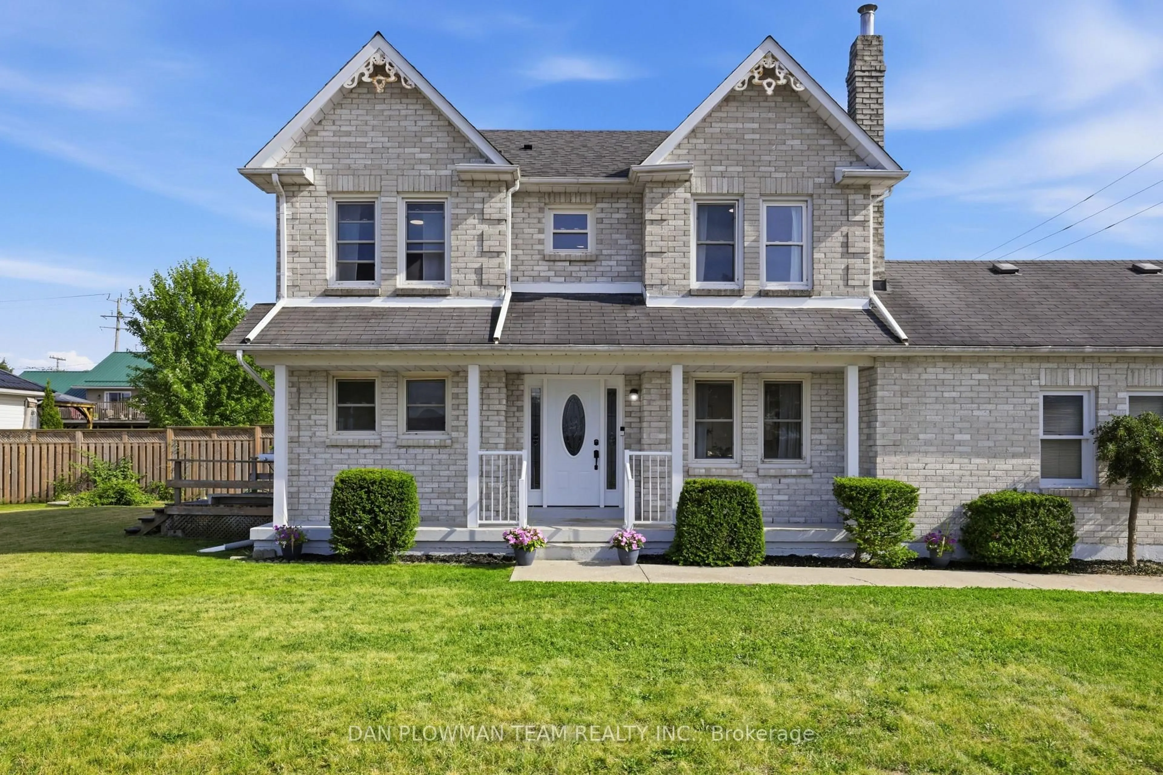 Home with vinyl exterior material, street for 7 Spruce St, Asphodel-Norwood Ontario K0L 2V0