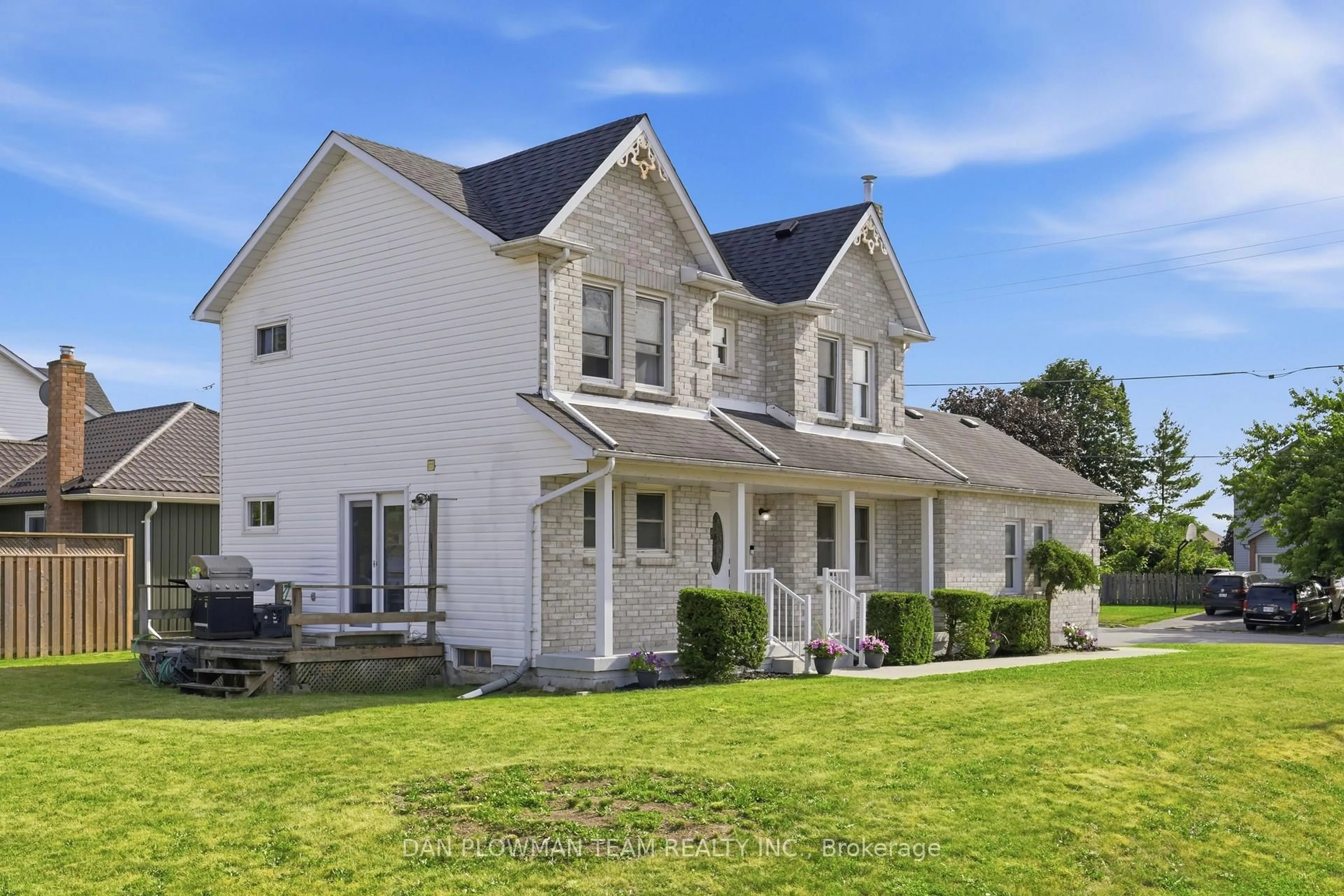 Home with vinyl exterior material, street for 7 Spruce St, Asphodel-Norwood Ontario K0L 2V0