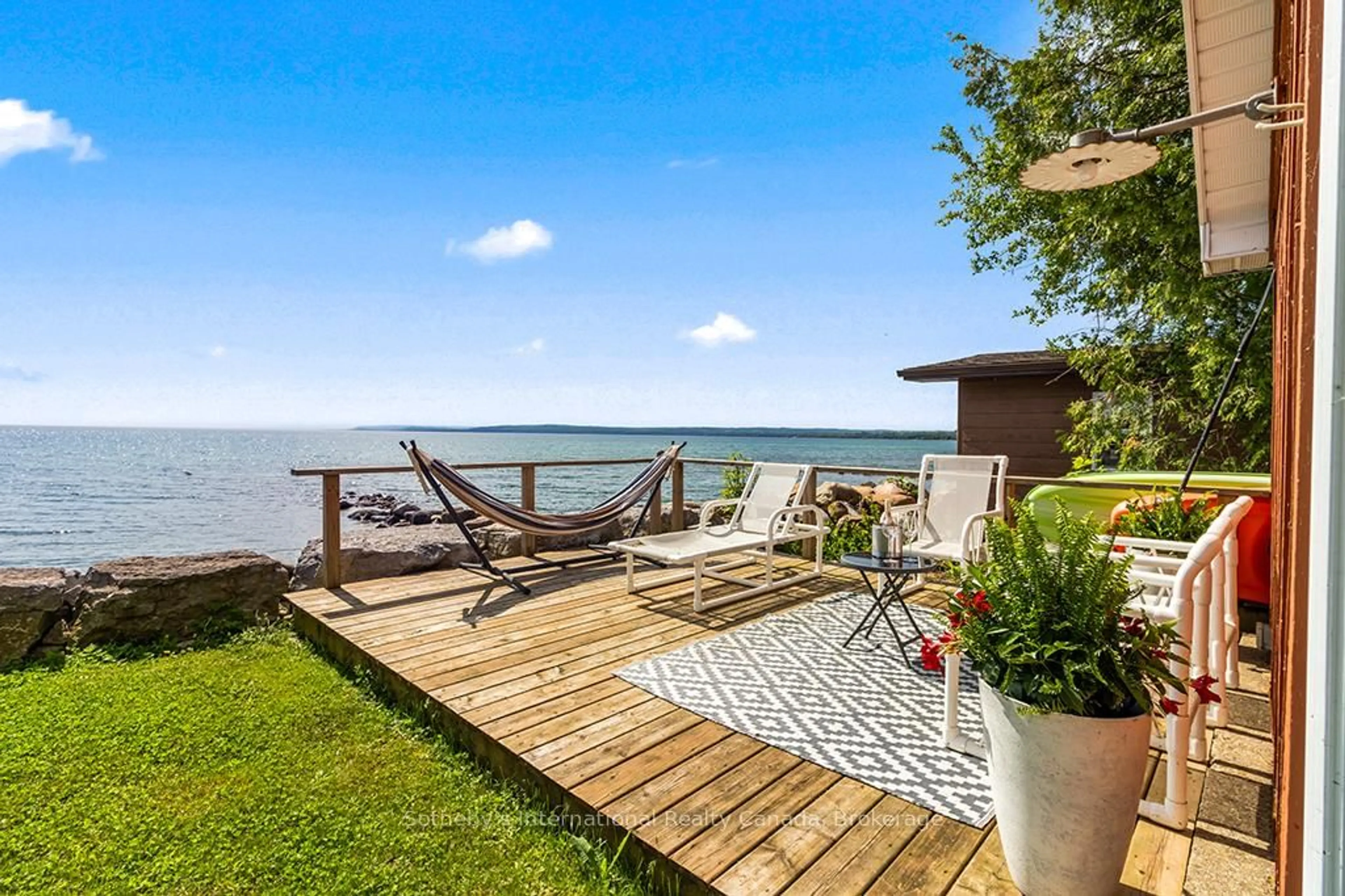 Patio, water/lake/river/ocean view for 259 Cedar Ave, Meaford Ontario N4L 1W5
