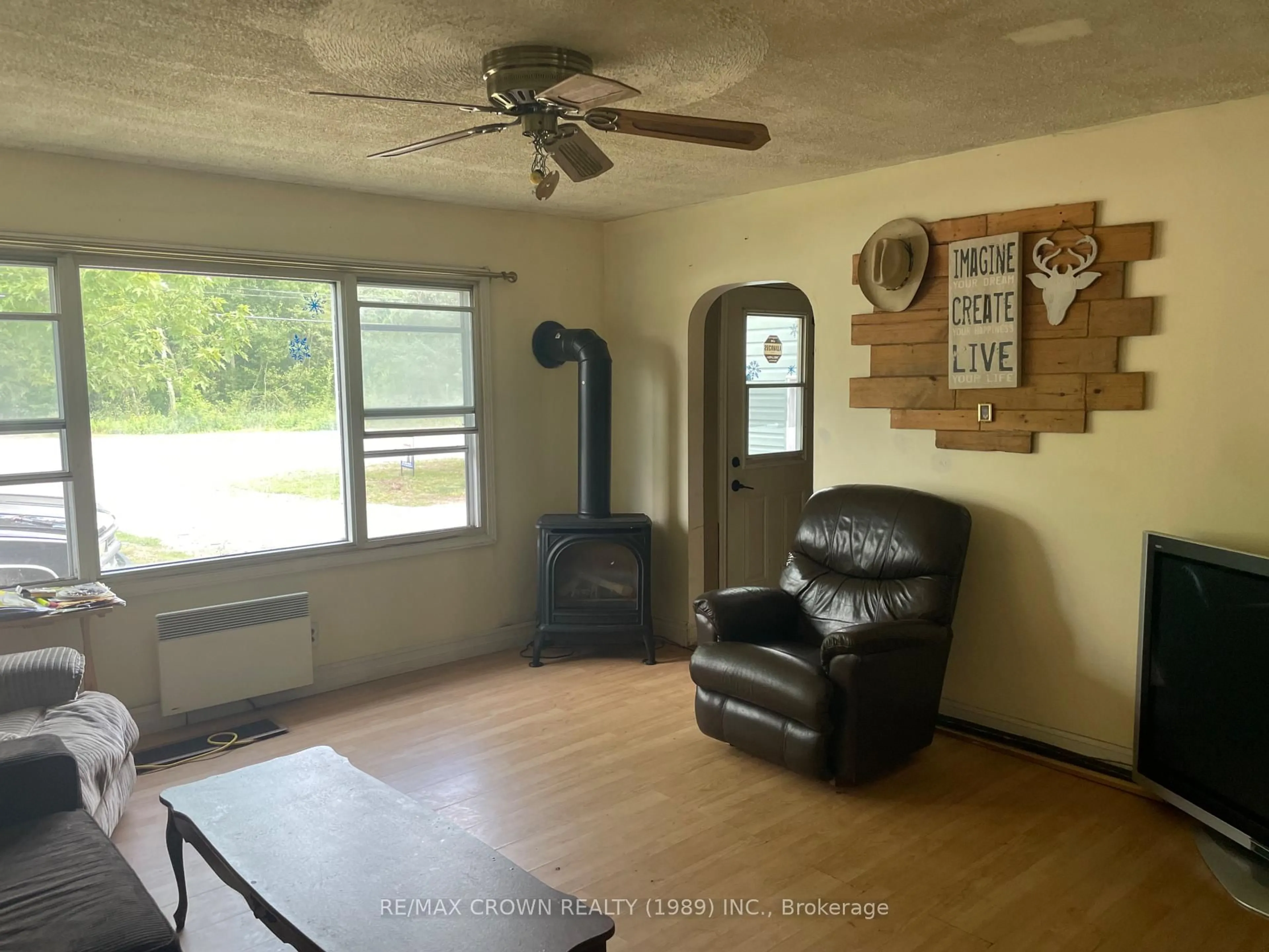 A pic of a room for 939 Lakeshore Dr, North Bay Ontario P1A 2H1