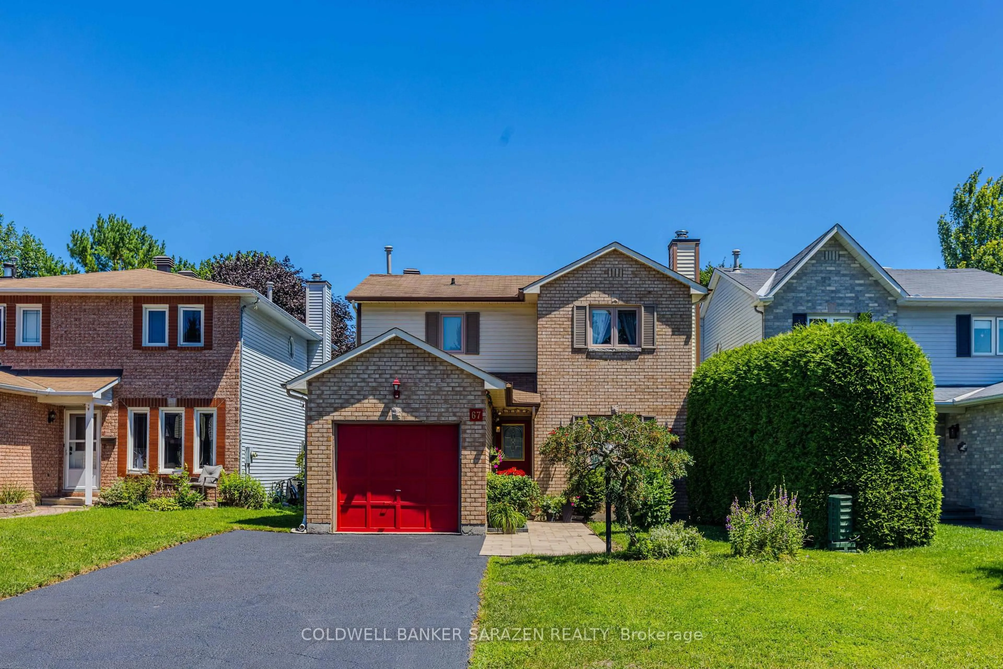 A pic from outside/outdoor area/front of a property/back of a property/a pic from drone, street for 67 Victor St, Stittsville Ontario K2S 1H8