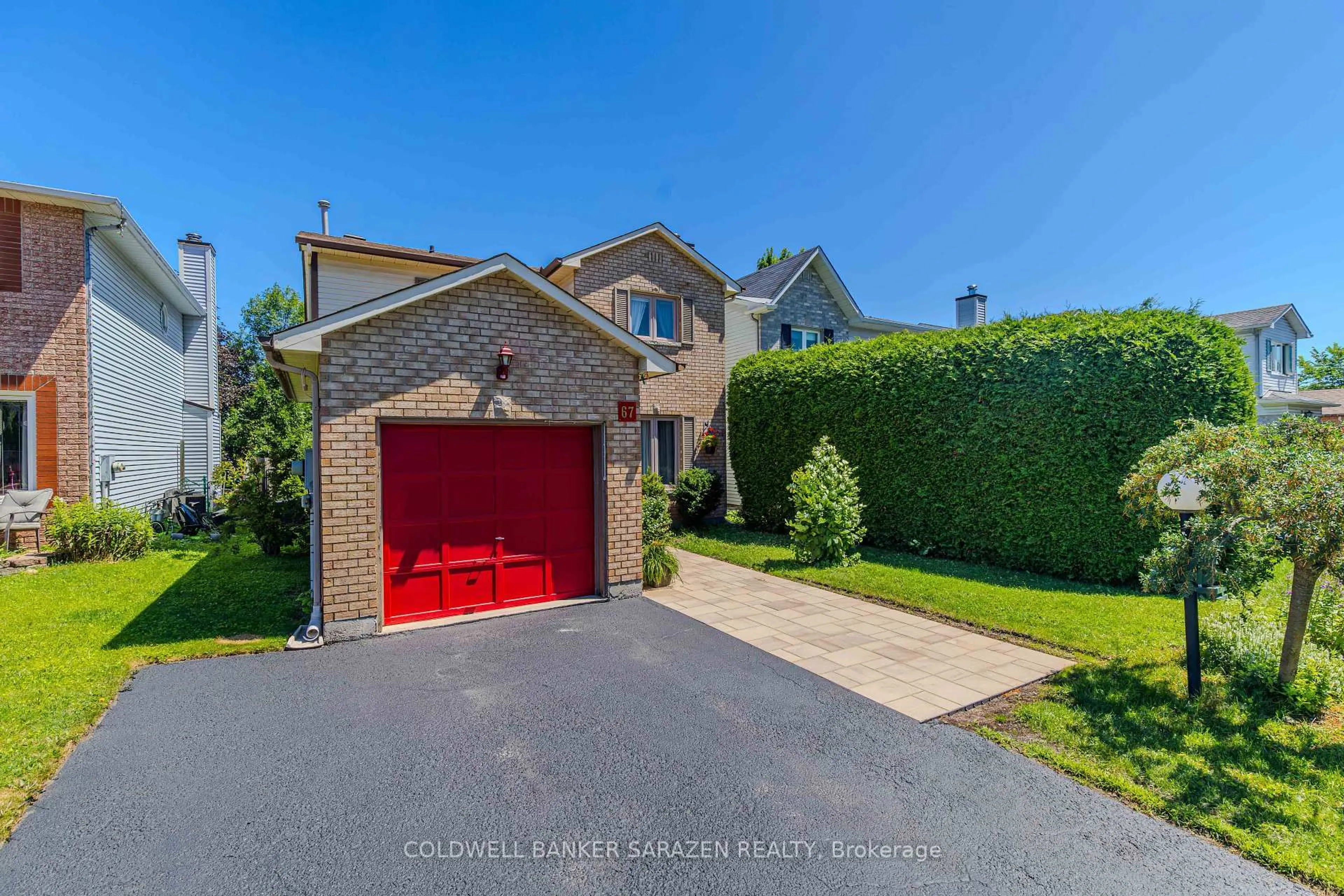 A pic from outside/outdoor area/front of a property/back of a property/a pic from drone, street for 67 Victor St, Stittsville Ontario K2S 1H8