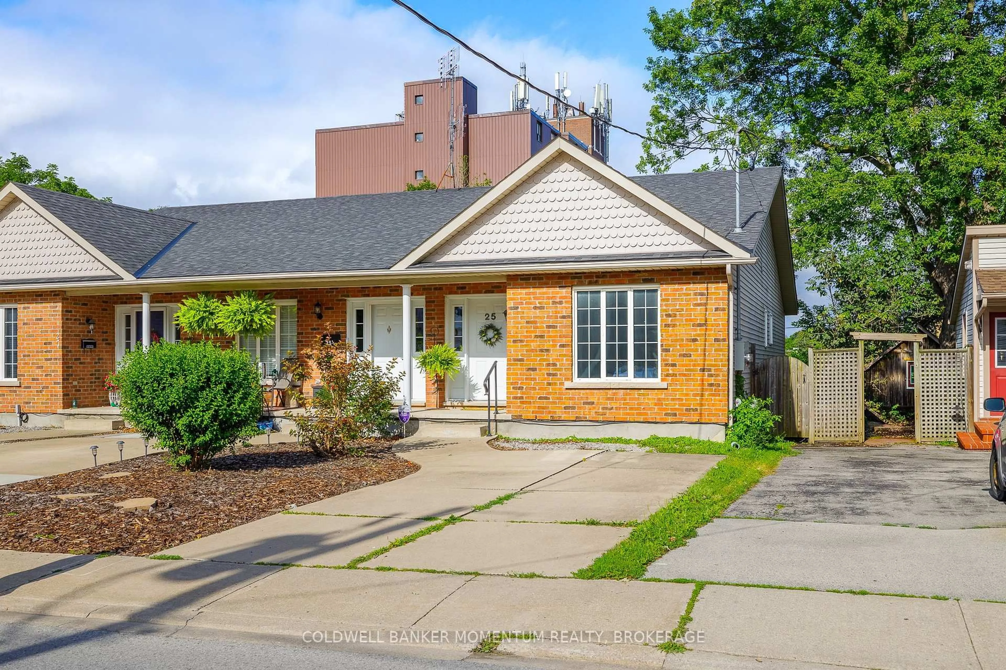 Home with brick exterior material, street for 25 ORMOND St, Thorold Ontario L2V 1Y3