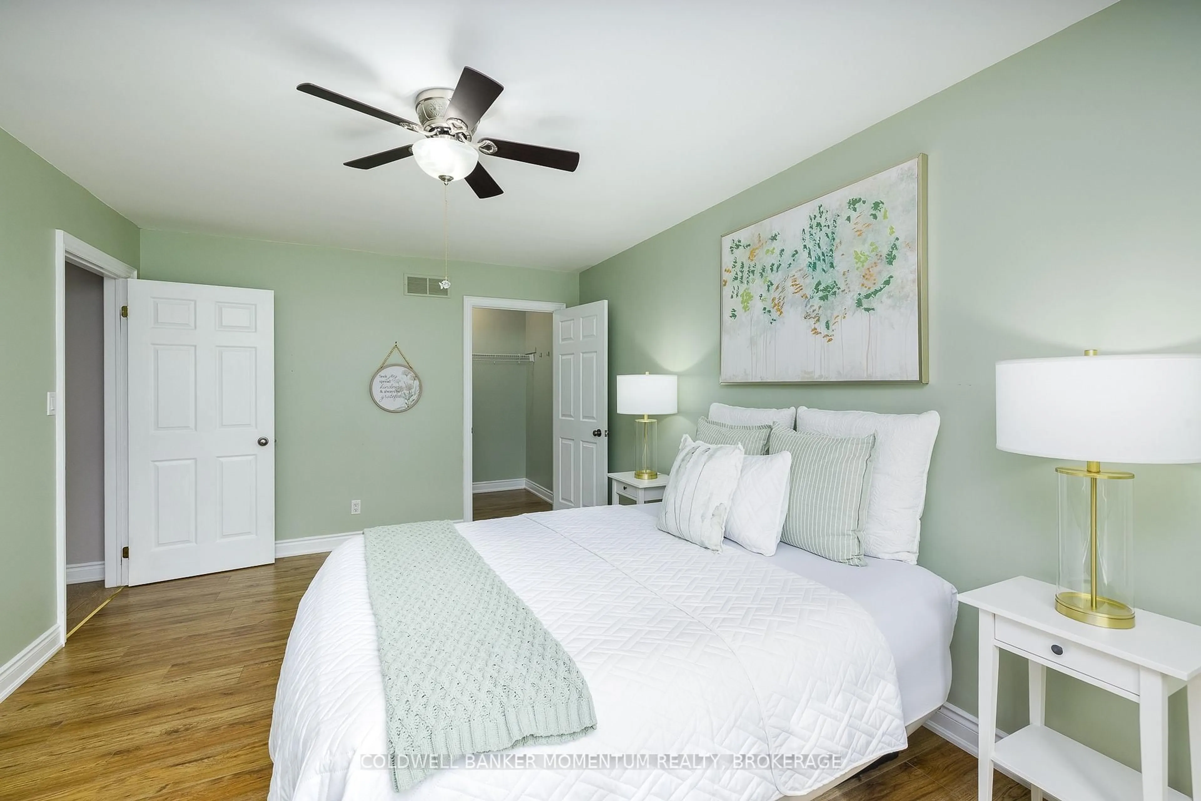 Bedroom with bed, unknown for 25 ORMOND St, Thorold Ontario L2V 1Y3