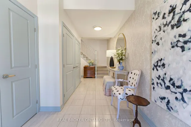 77 Diana Ave #106, Brantford 5