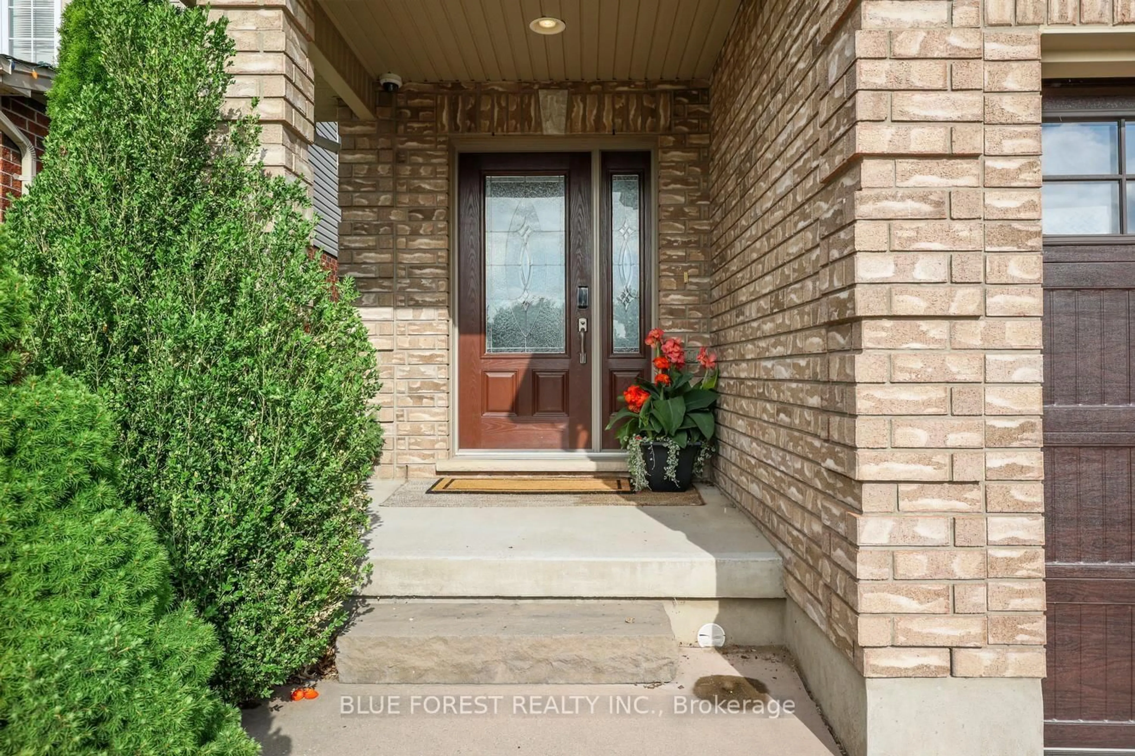 Indoor entryway for 2687 Bateman Tr, London South Ontario N6L 0A9