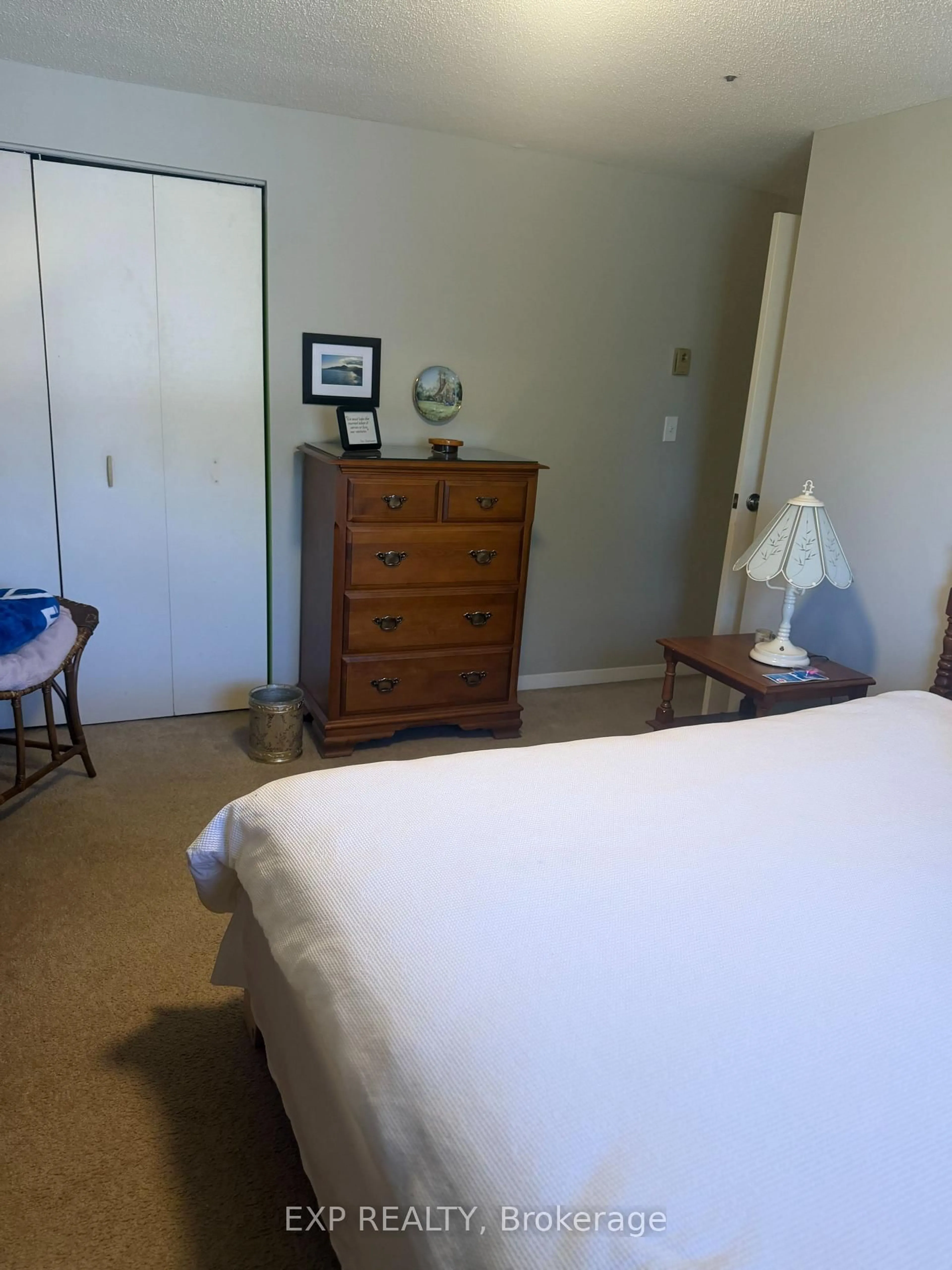 A pic of a room for 135 Belmont Dr #36, London South Ontario N6J 4J3
