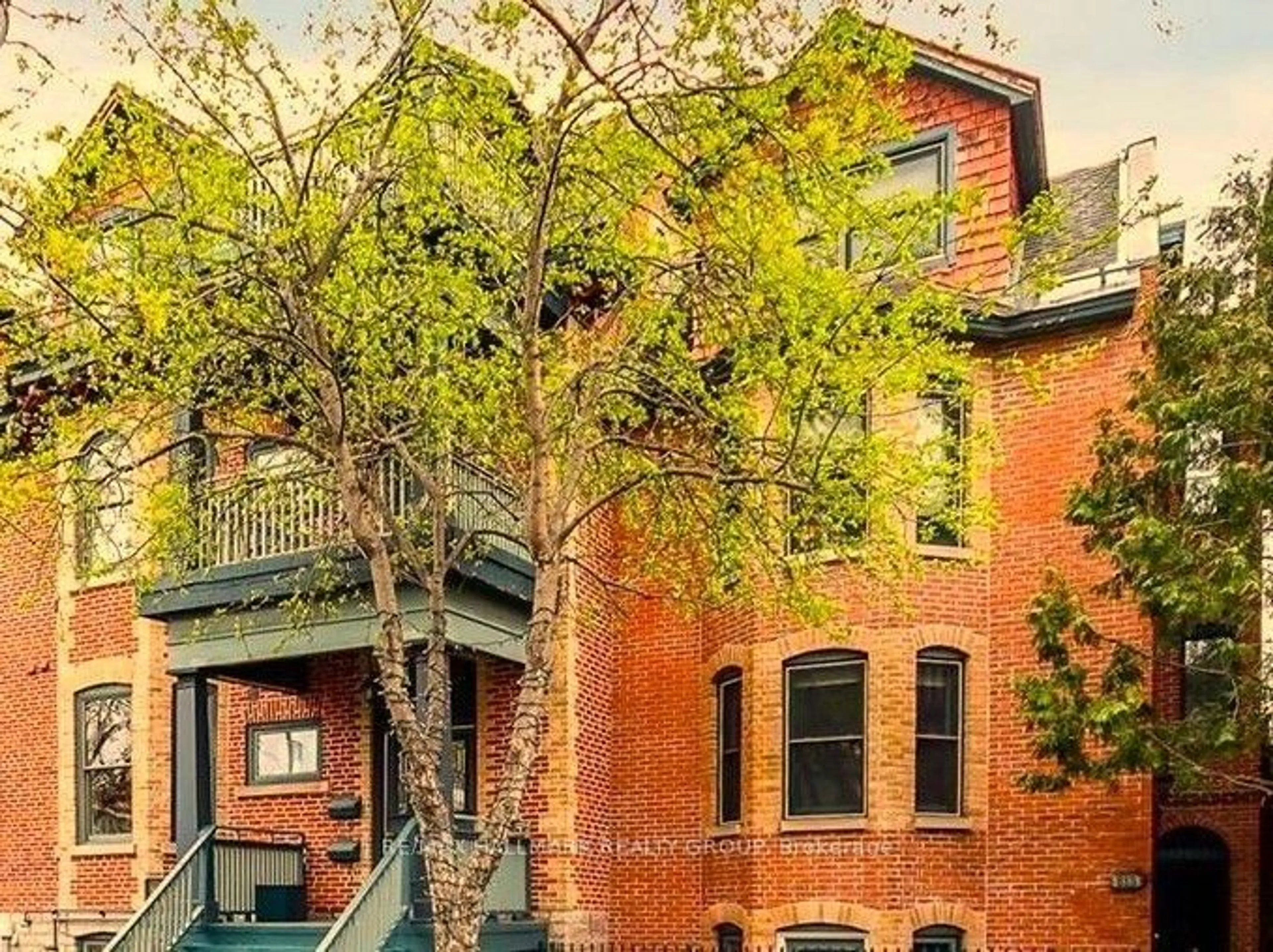Home with brick exterior material, street for 509 King Edward Ave #1, Ottawa Ontario K1N 7N3