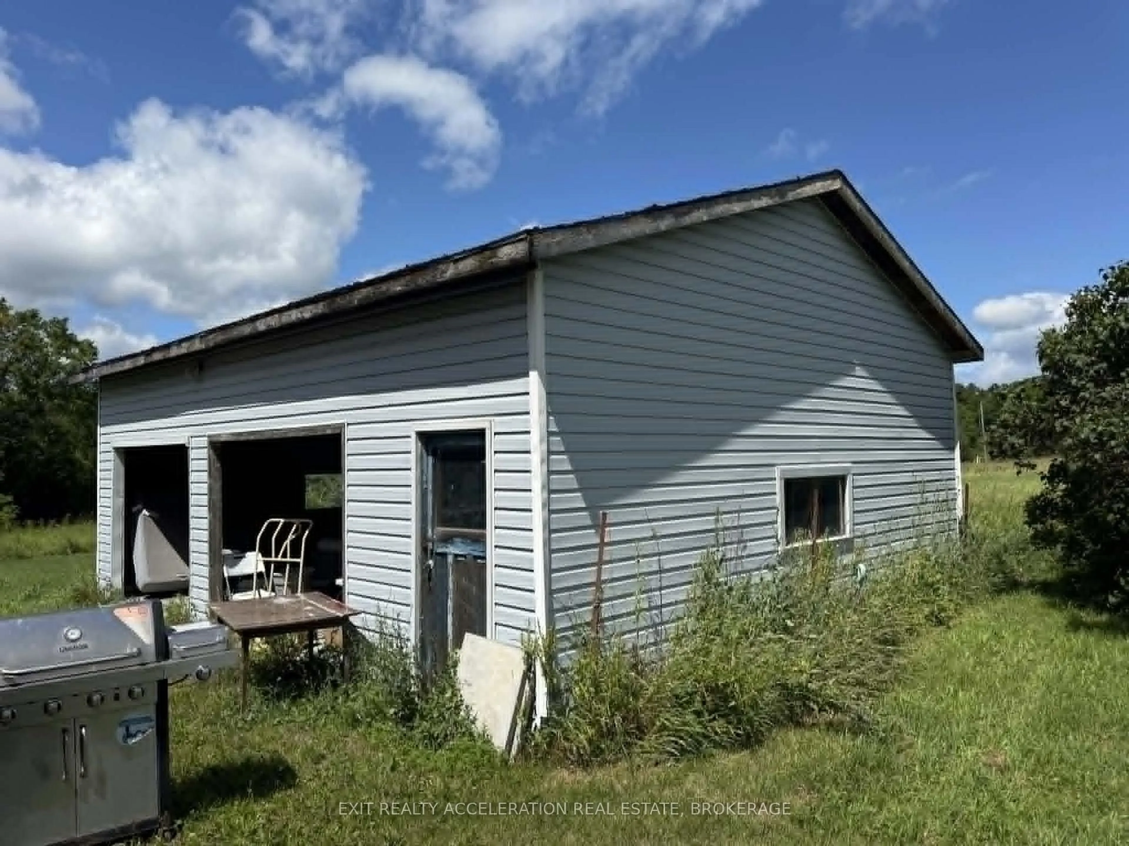 Shed for 605 Moscow Rd, Yarker Ontario K0K 3N0