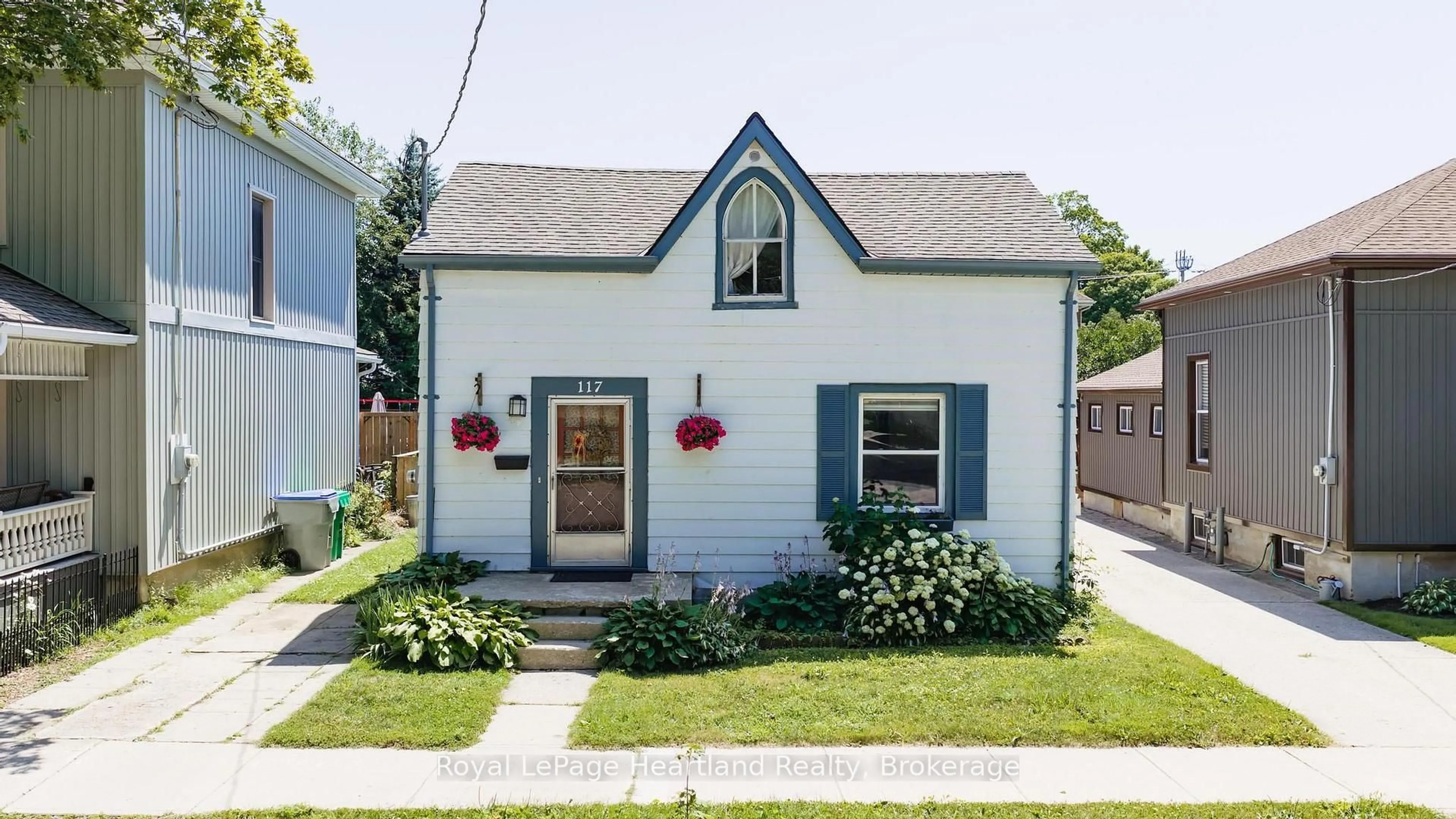 Unknown for 117 Quebec St, Goderich Ontario N7A 2G6