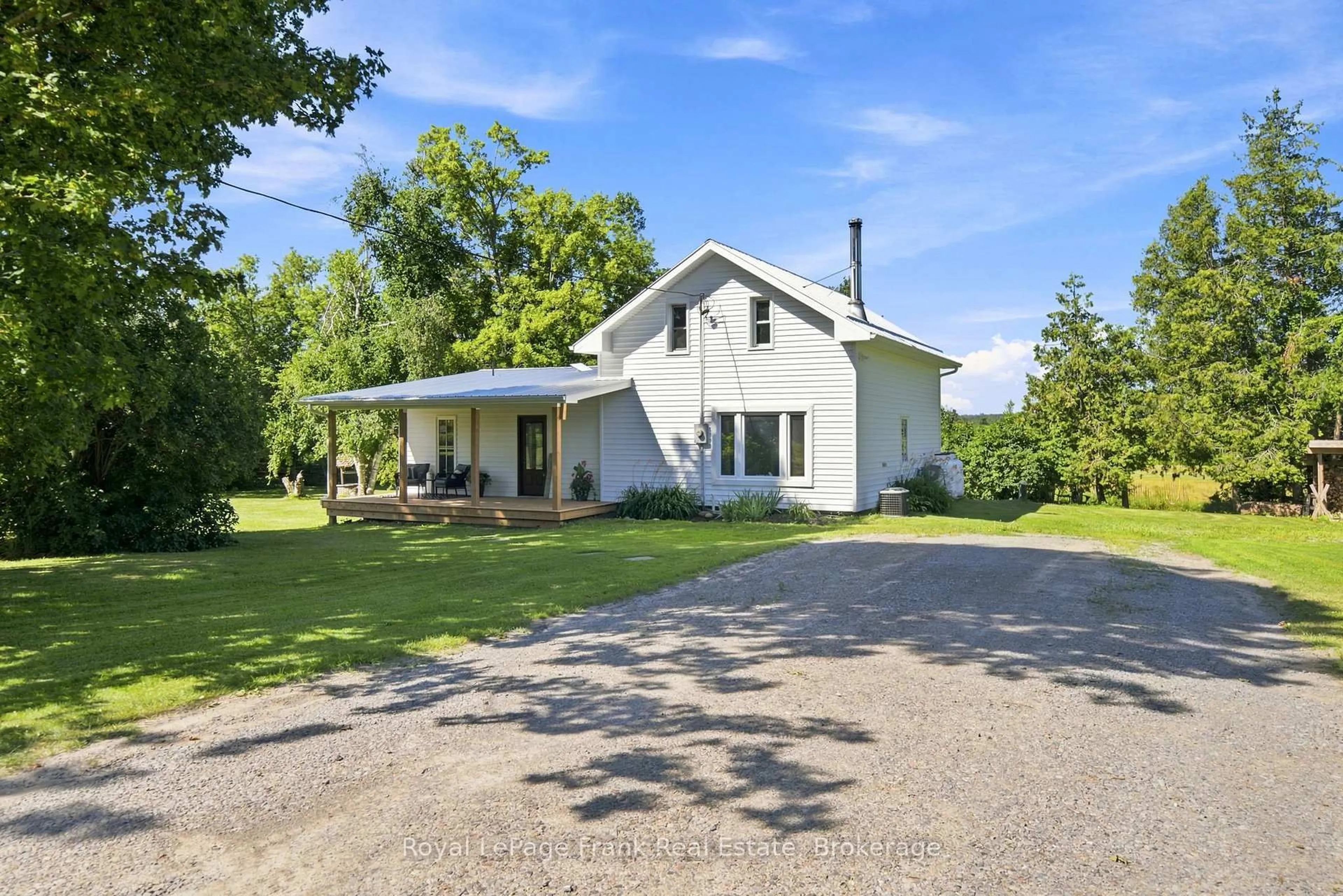 A pic from outside/outdoor area/front of a property/back of a property/a pic from drone, unknown for 661 Fingerboard Rd, Kawartha Lakes Ontario K0M 2J0