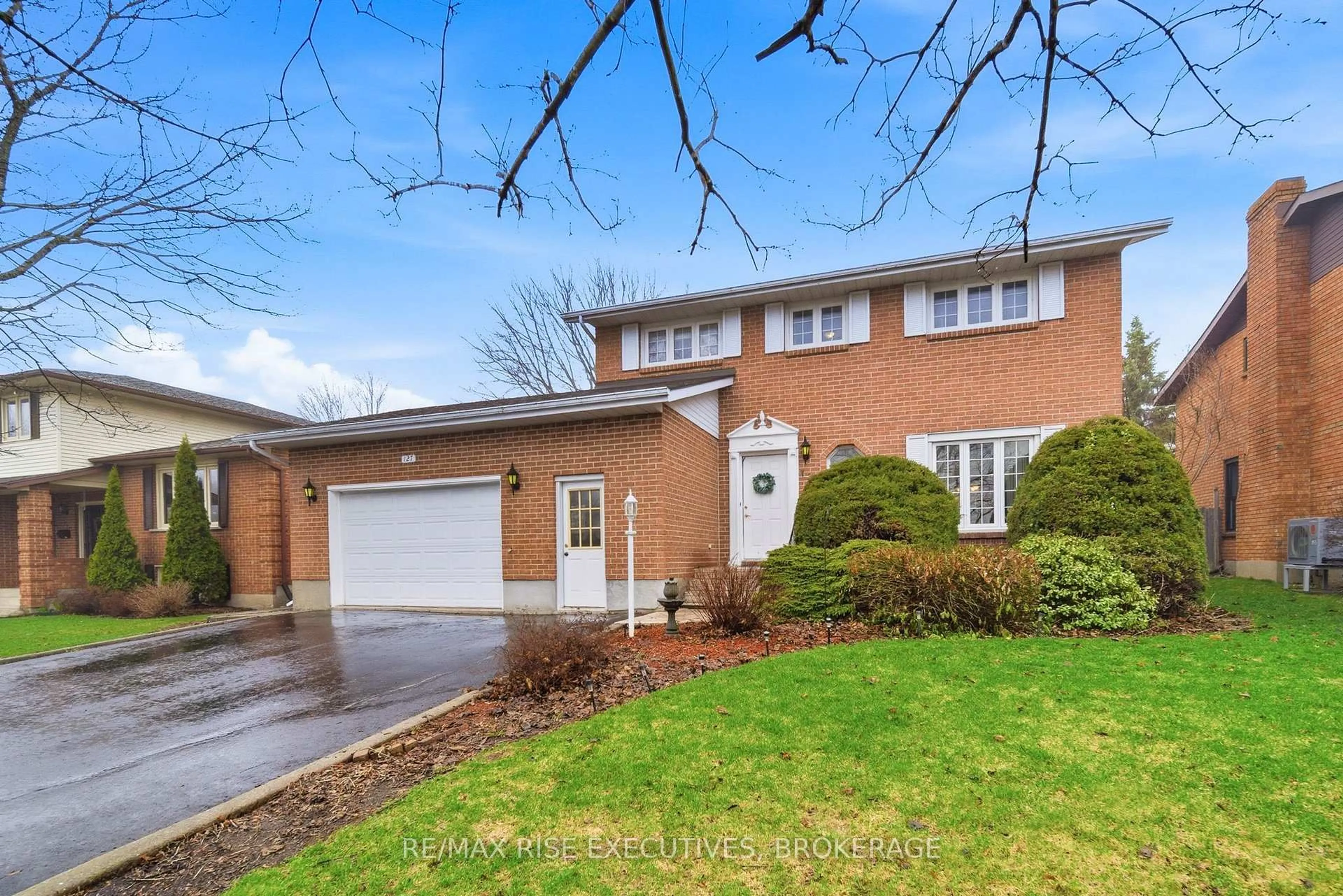 Home with brick exterior material, street for 127 Nicholson Cres, Loyalist Ontario K7N 1W9