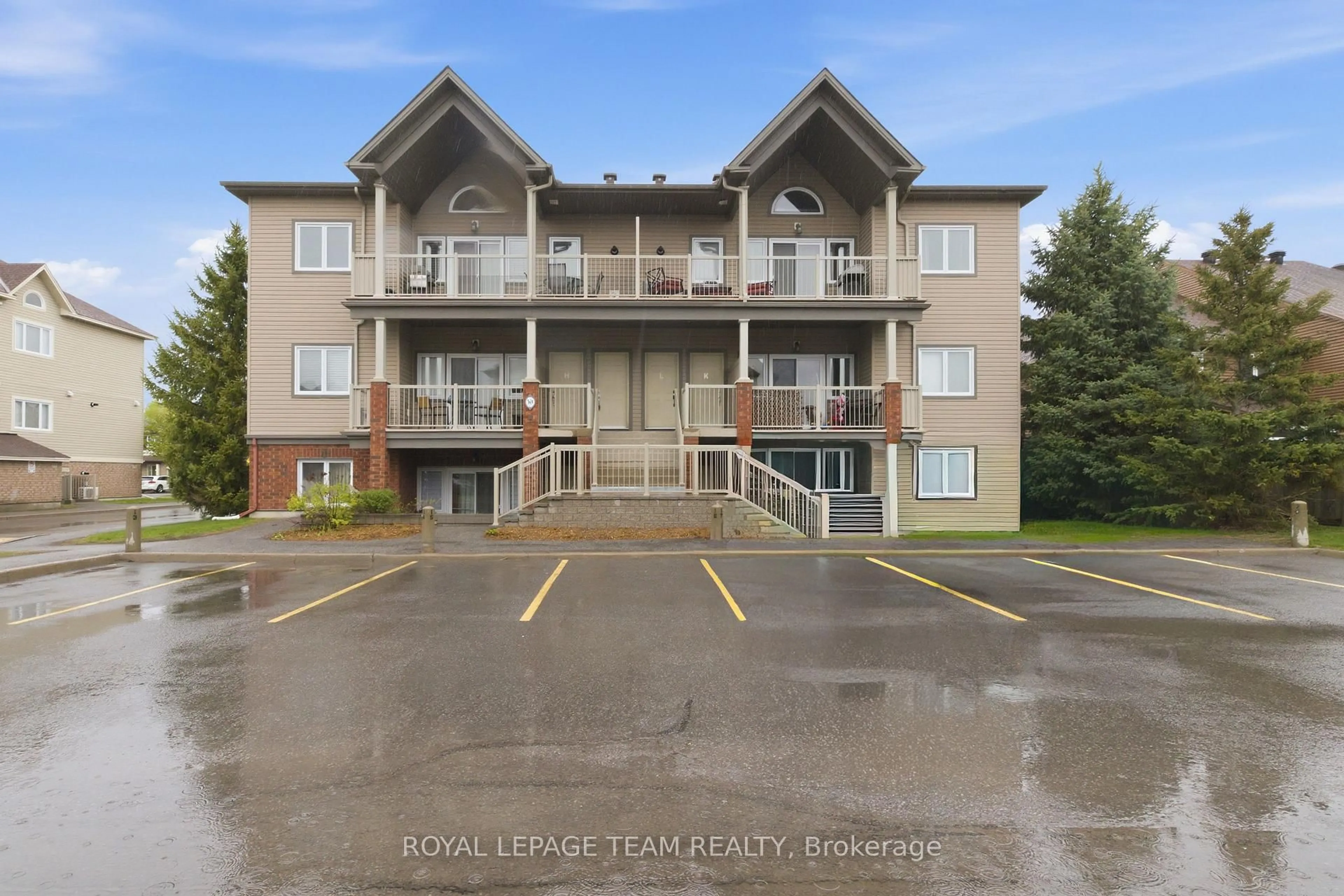 Unknown for 769 Cedar Creek Dr #I, Ottawa Ontario K1T 0B3