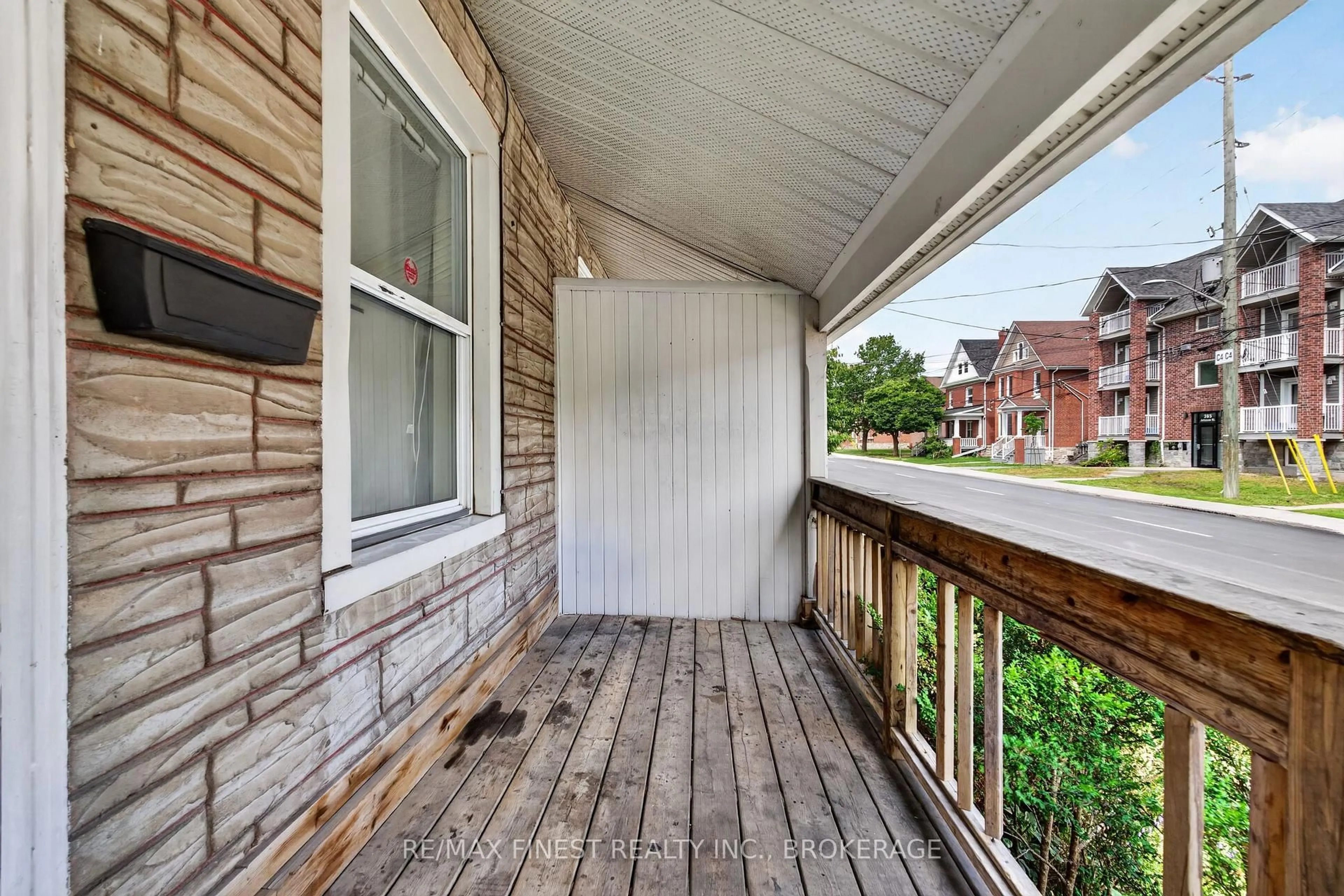 Patio, street for 358 Johnson St, Kingston Ontario K7L 1Y8