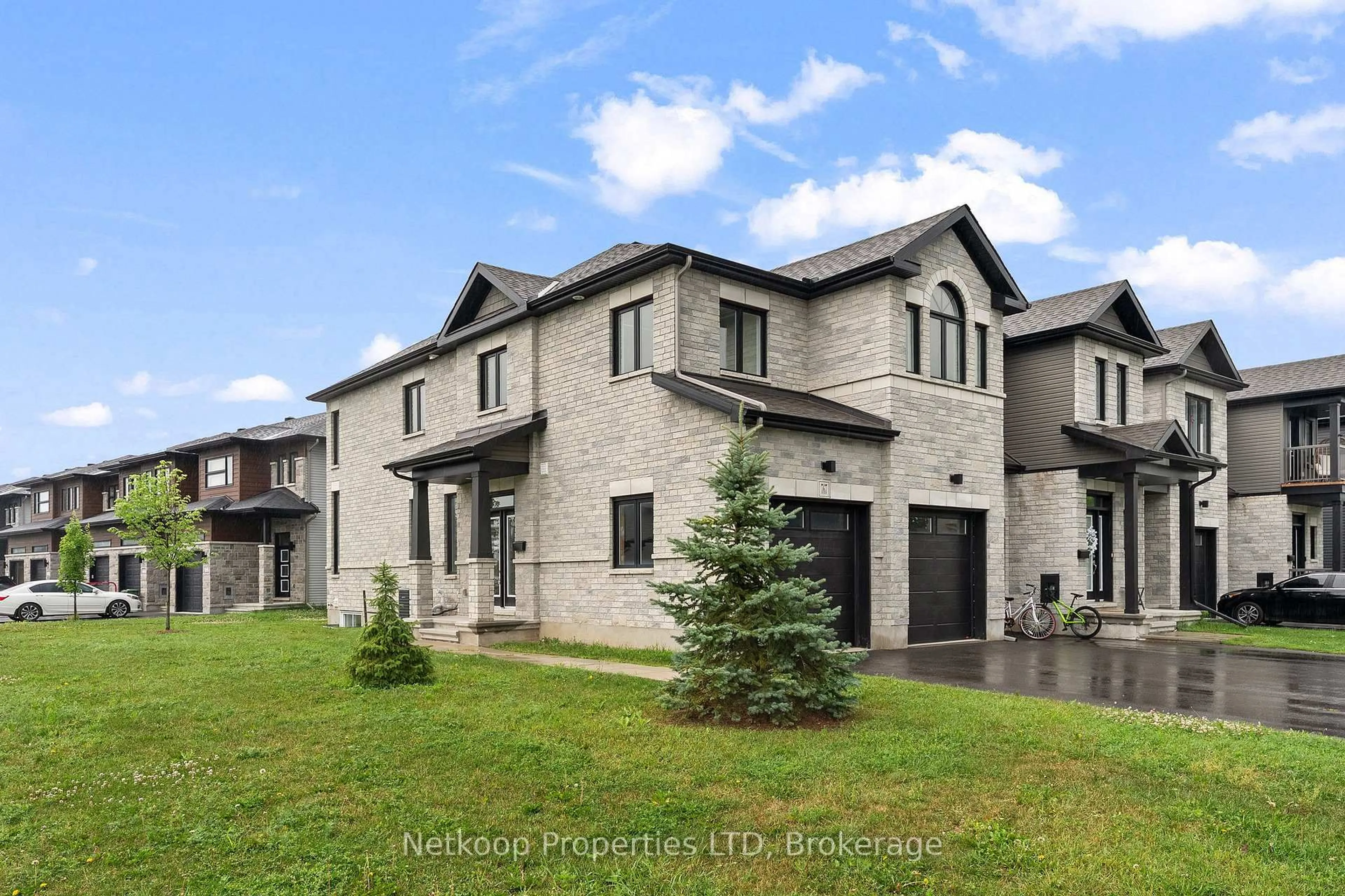 Home with brick exterior material, unknown for 767 Namur St, Russell Ontario K0A 1W0