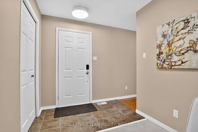 255 Deercroft Ave, Ottawa 5