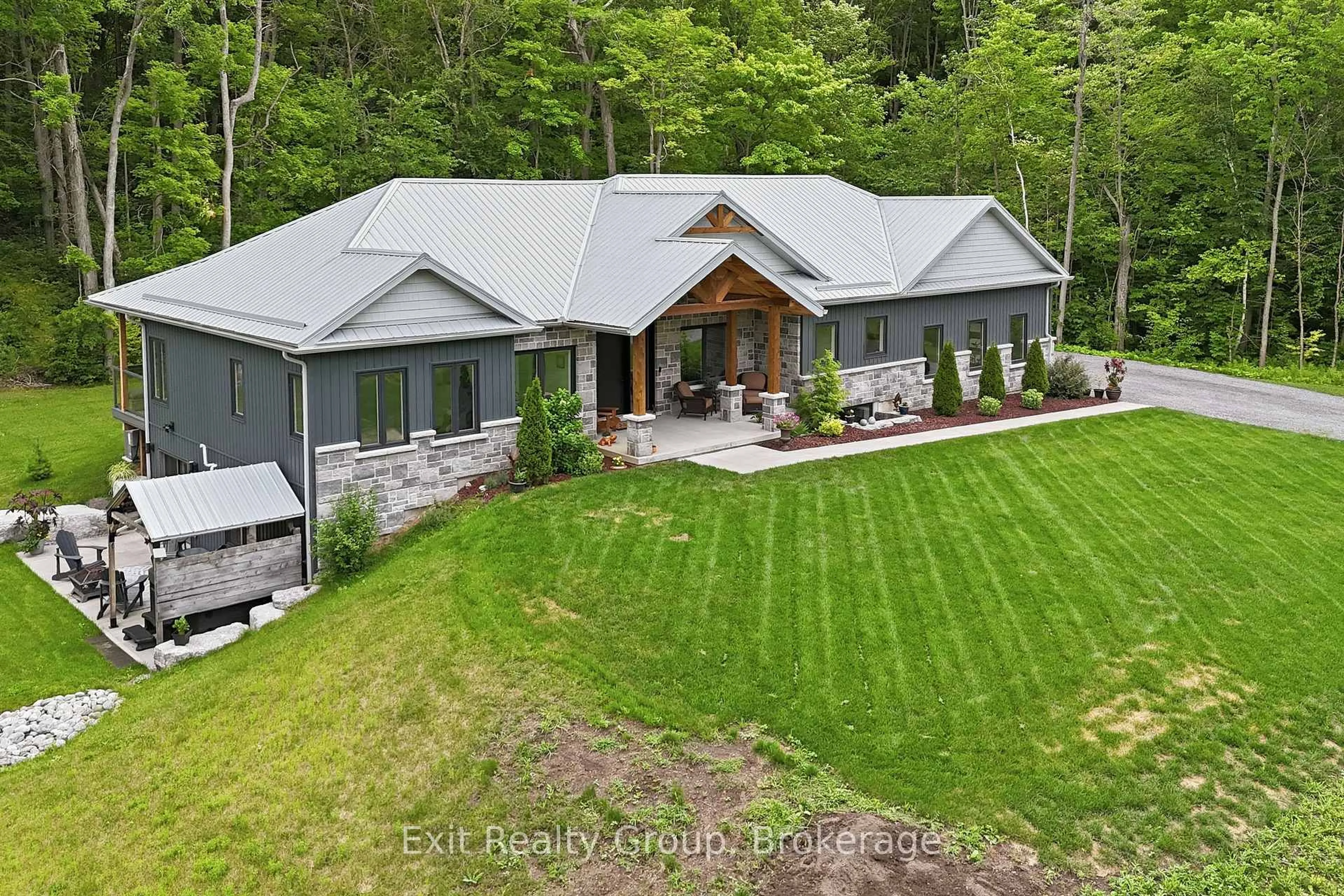 A pic from outside/outdoor area/front of a property/back of a property/a pic from drone, unknown for 16 Newpierce Dr, Stirling Ontario K0K 3E0