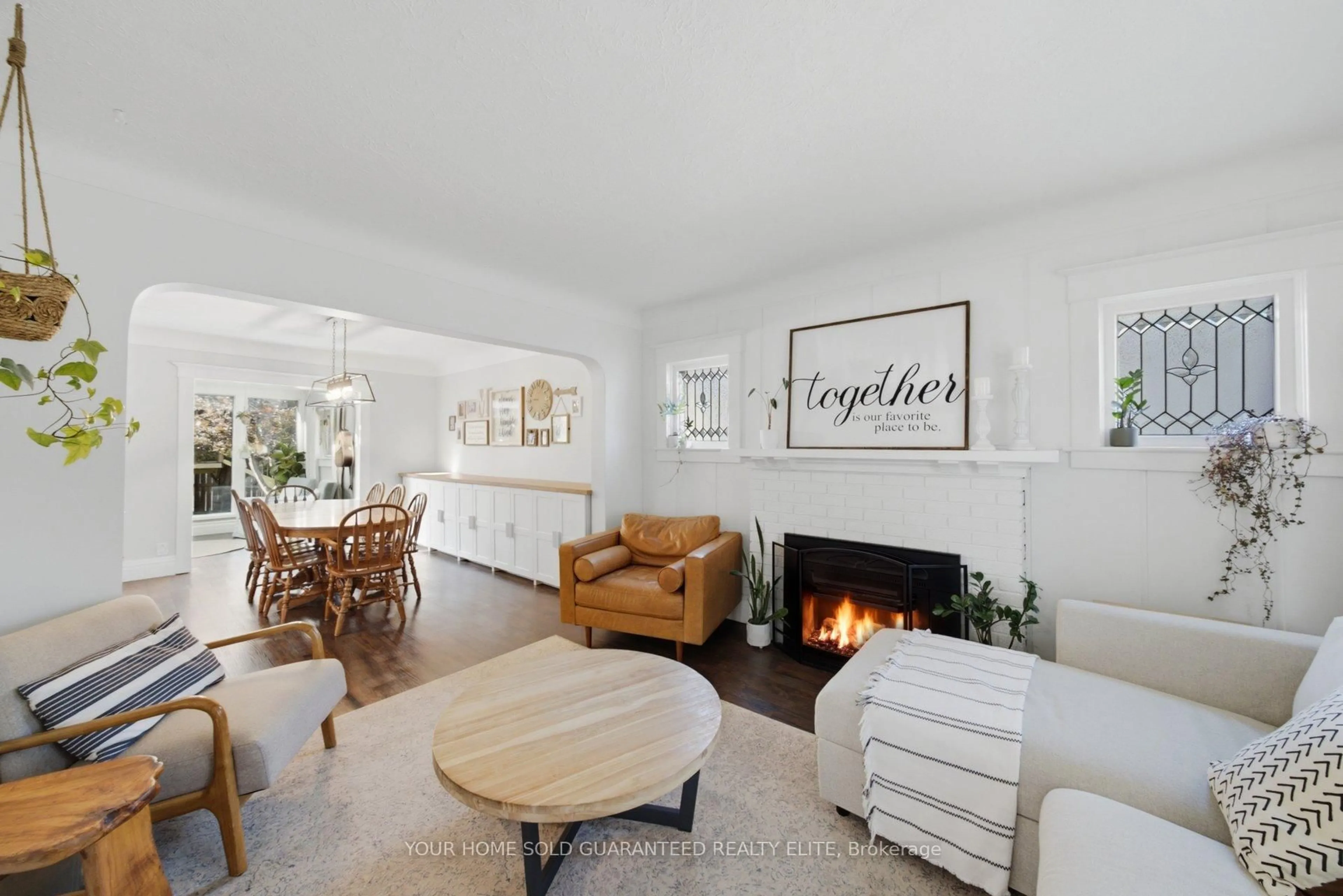 Living room with furniture, unknown for 14 Albert St, St. Catharines Ontario L2R 2G7