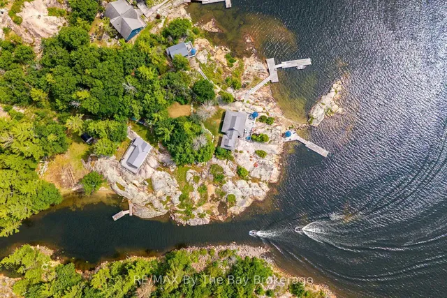 6686 Island 1040/Little Beausoleil Island, Georgian Bay 3