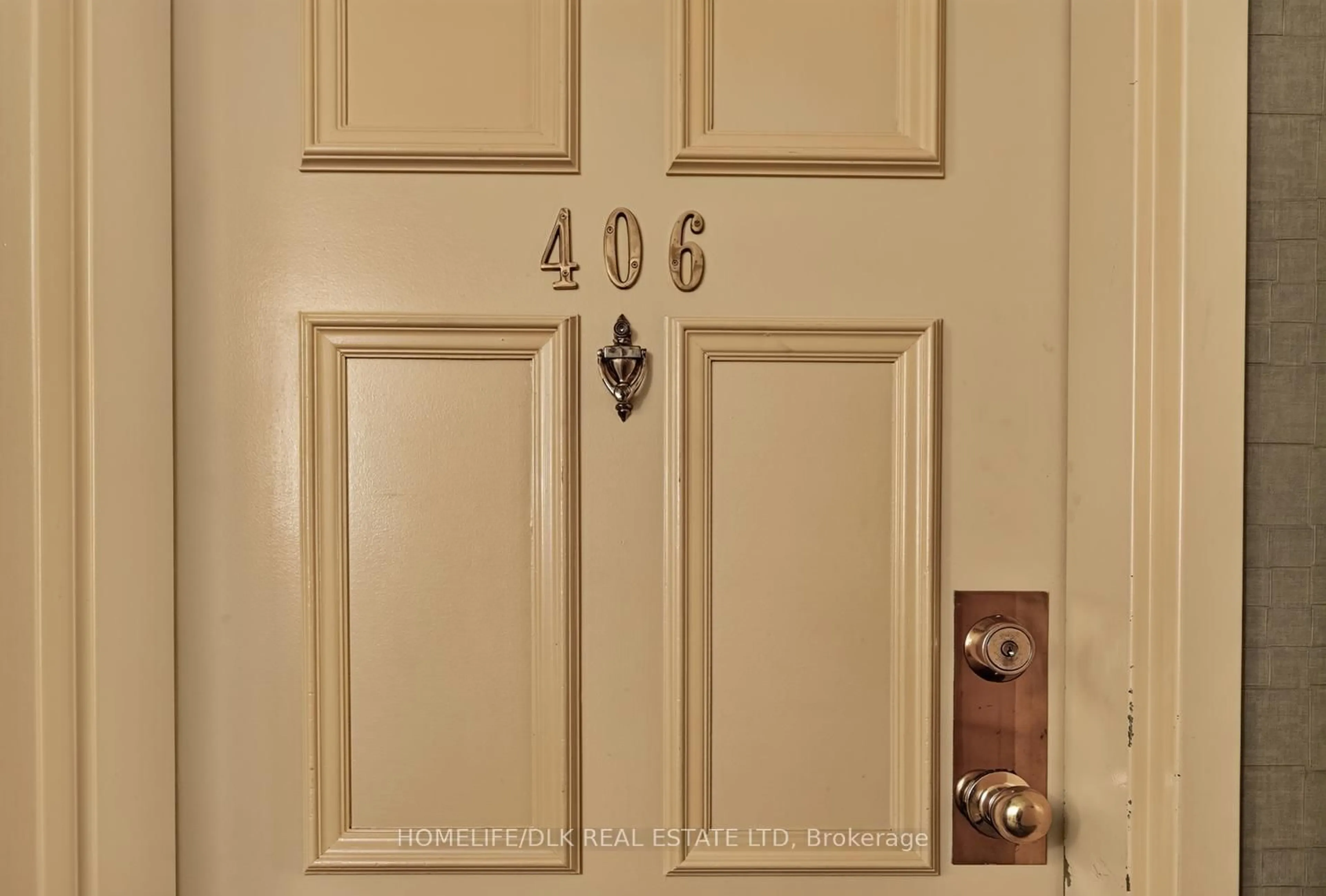 Indoor entryway for 274 Ormond St #406, Brockville Ontario K6V 6Z7