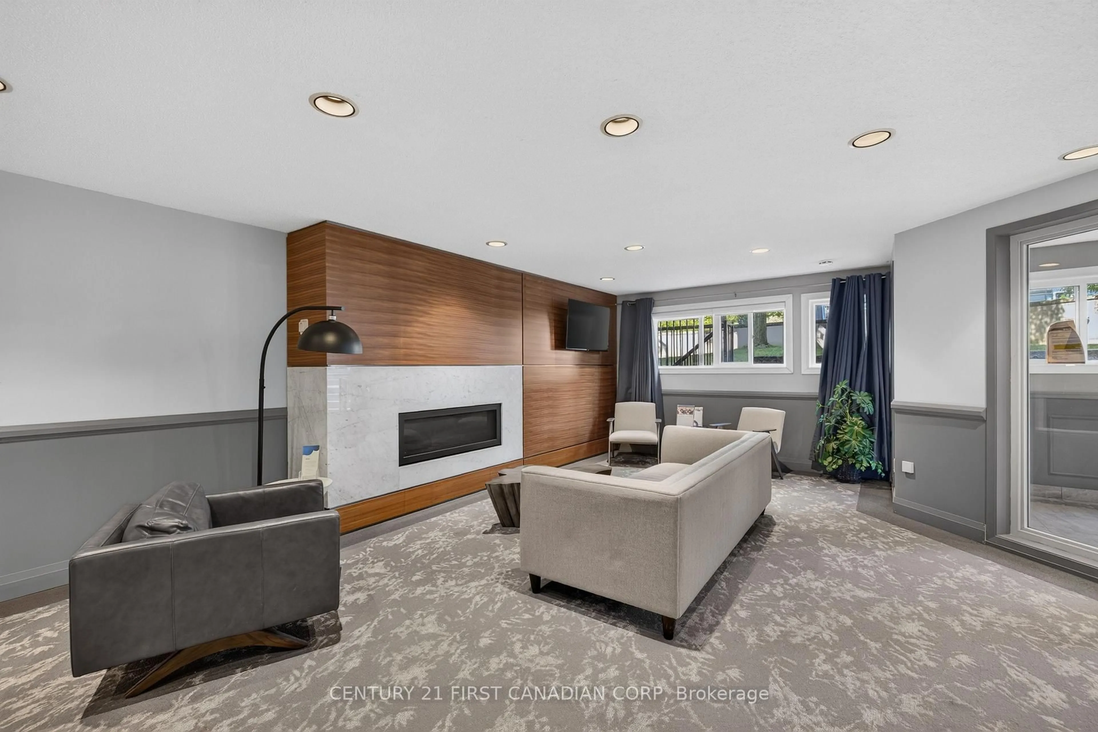 Unknown for 15 Jacksway Cres #222, London North Ontario N5X 3T8