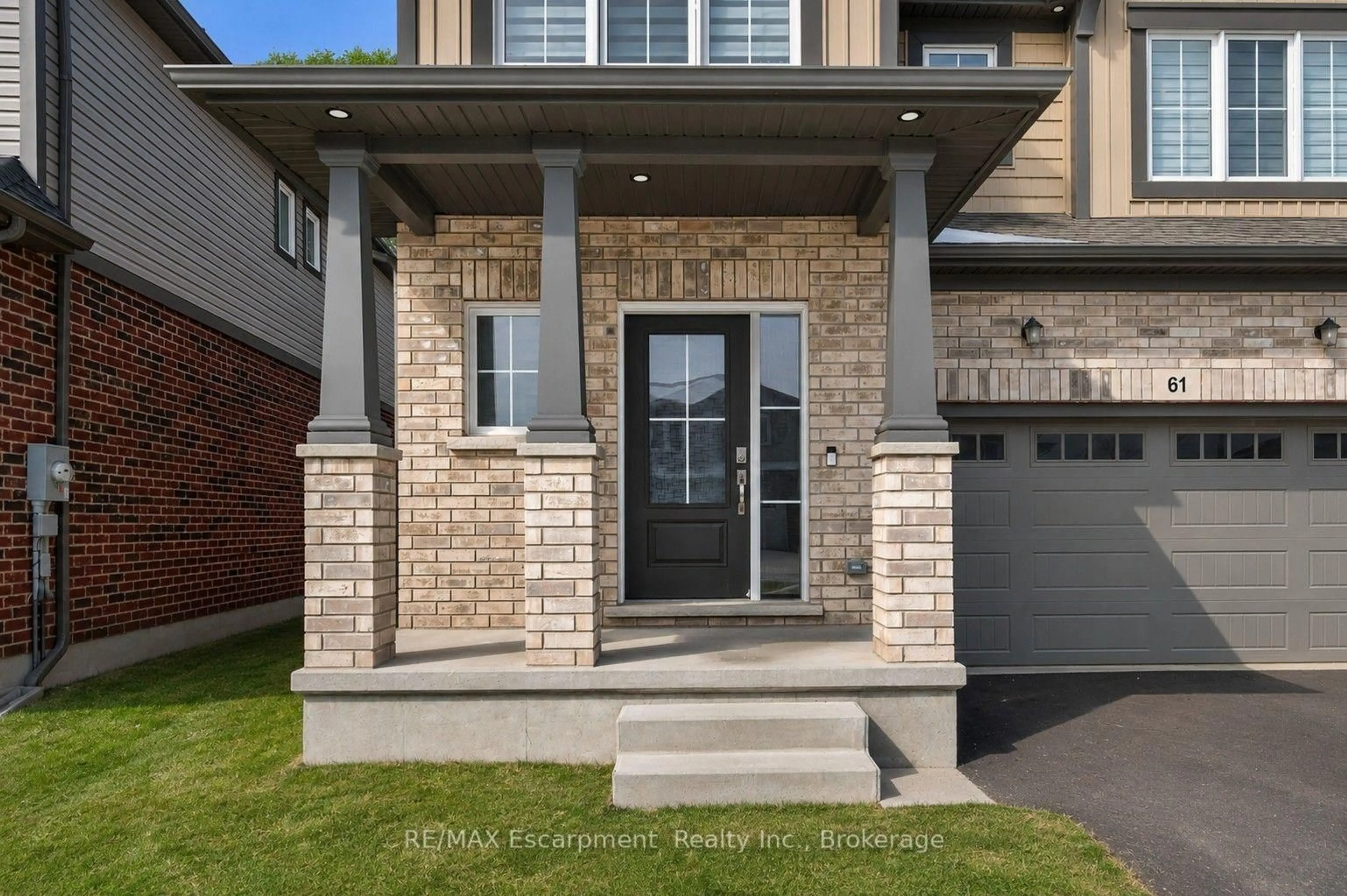 Unknown for 61 Wilson Dr, Thorold Ontario L2V 0M4