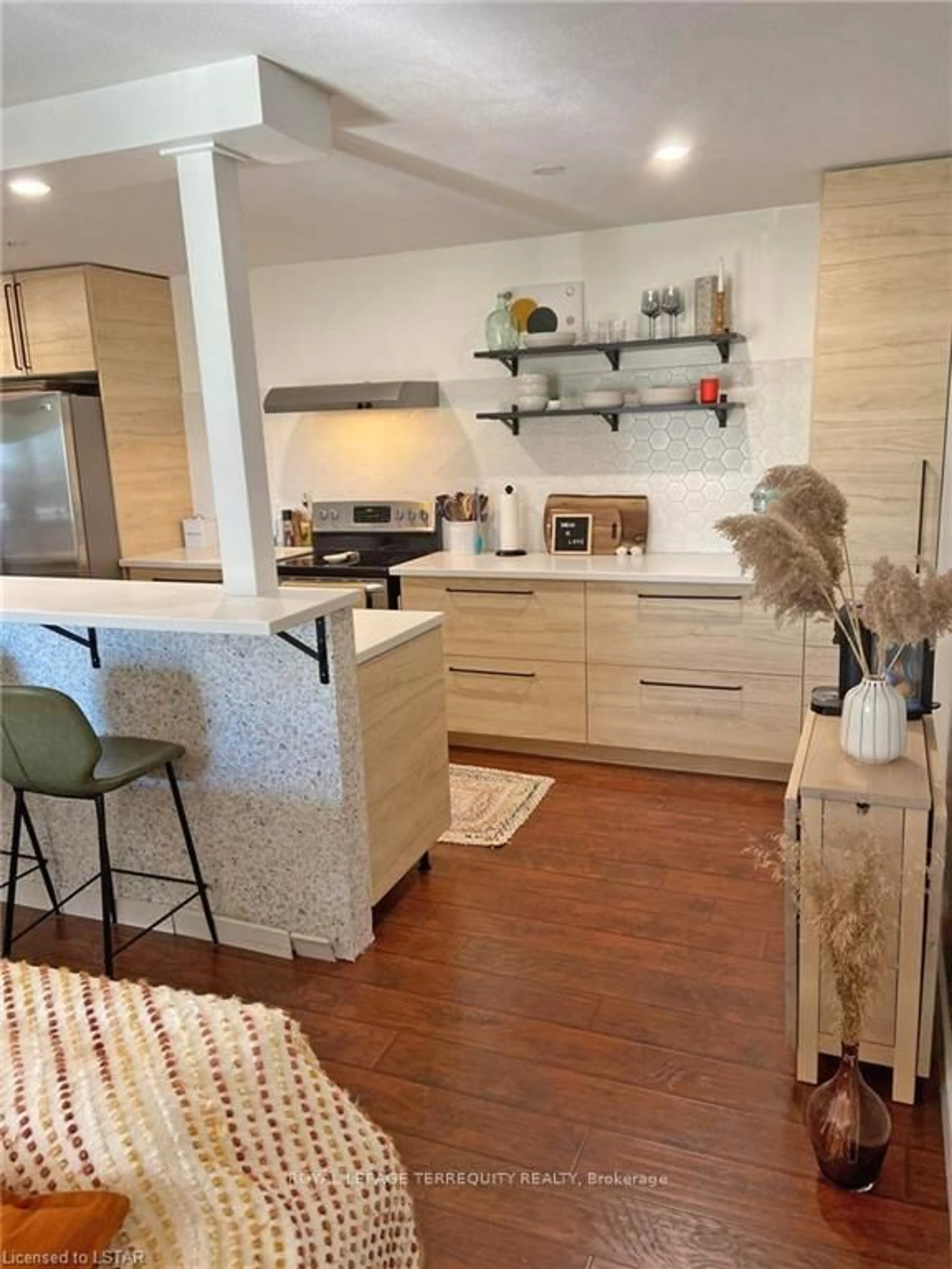 Open concept kitchen, unknown for 2230 Trafalgar St #325, London East Ontario N5V 4J9