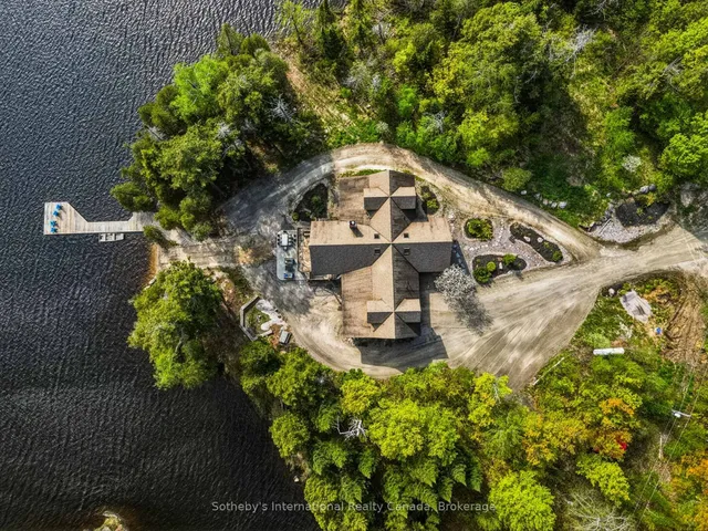 2889 Ahmic Lake Rd, Magnetawan 4