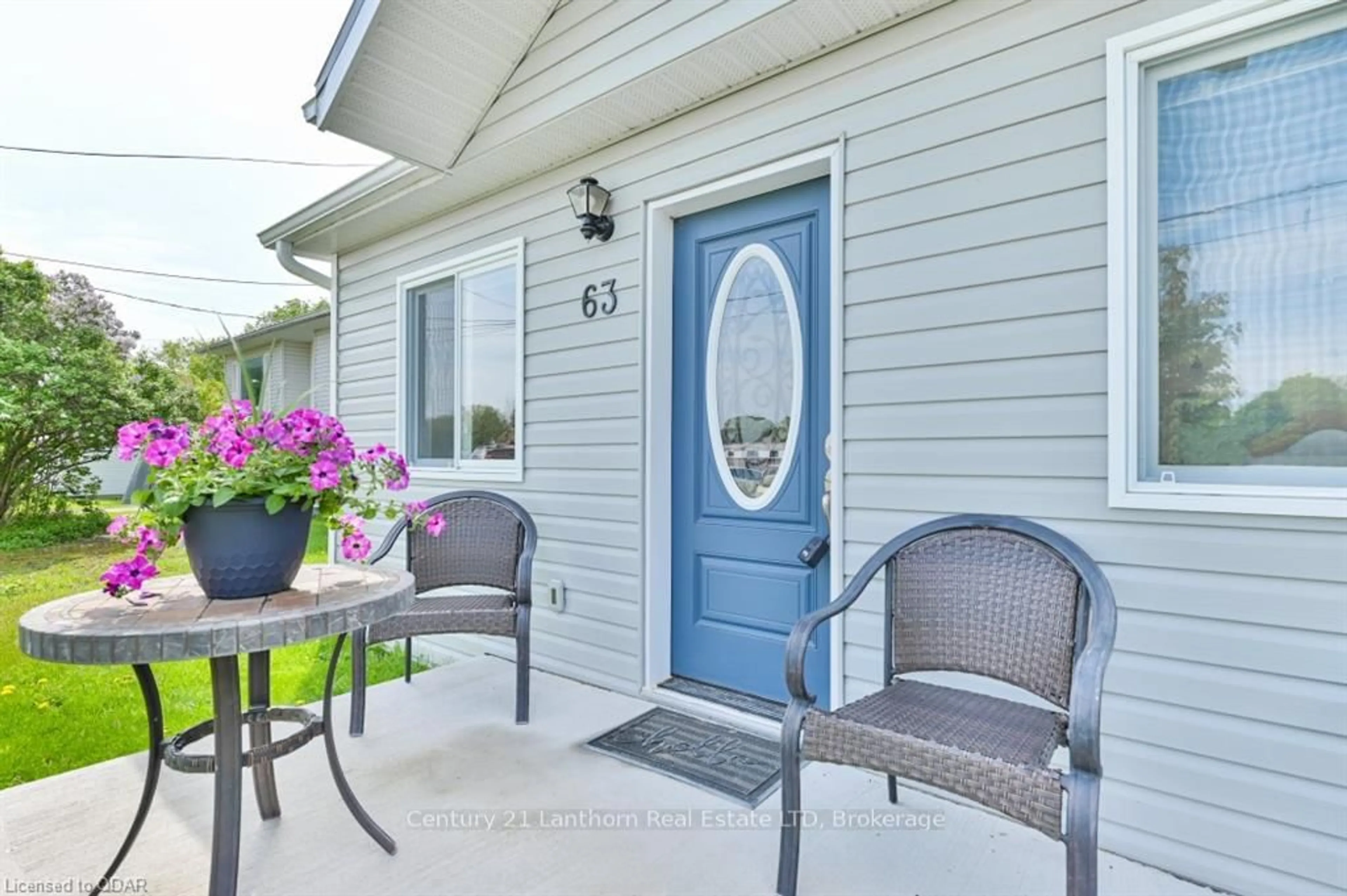 Patio, street for 63 LIVINGSTONE Ave, Madoc Ontario K0K 2K0