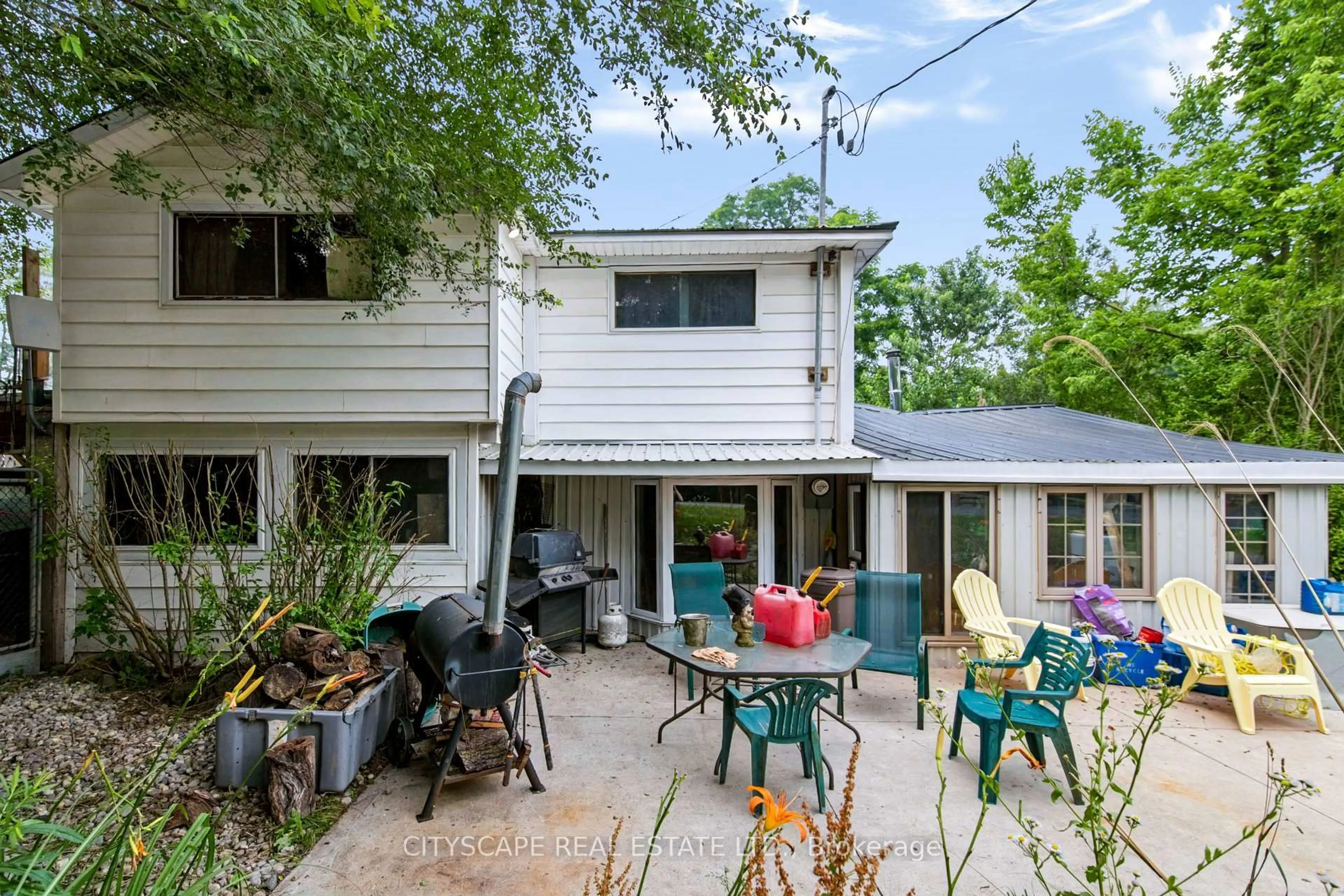 Patio, street for 12 Enos St, Blandford-Blenheim Ontario N0J 1G0