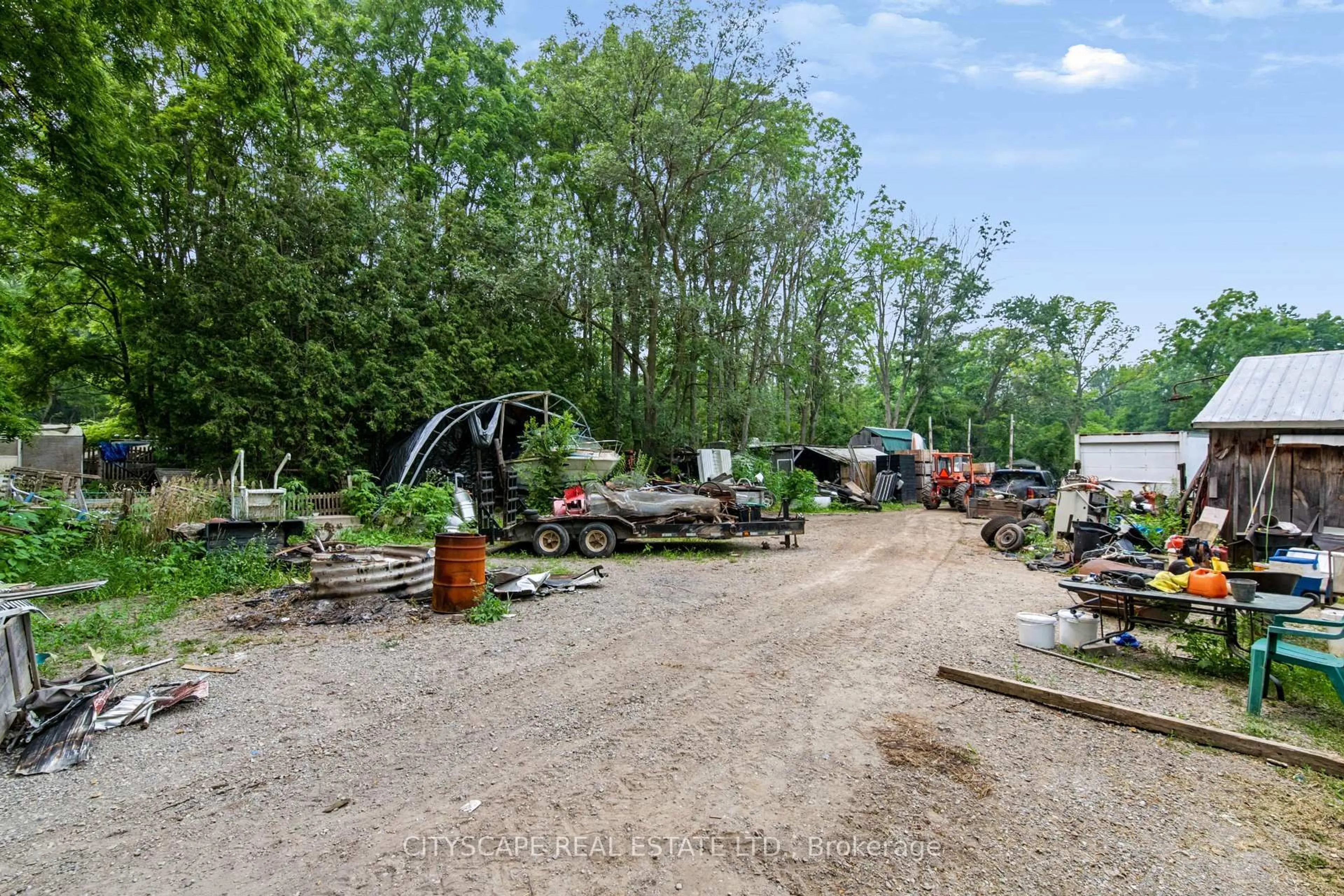 Shed for 12 Enos St, Blandford-Blenheim Ontario N0J 1G0