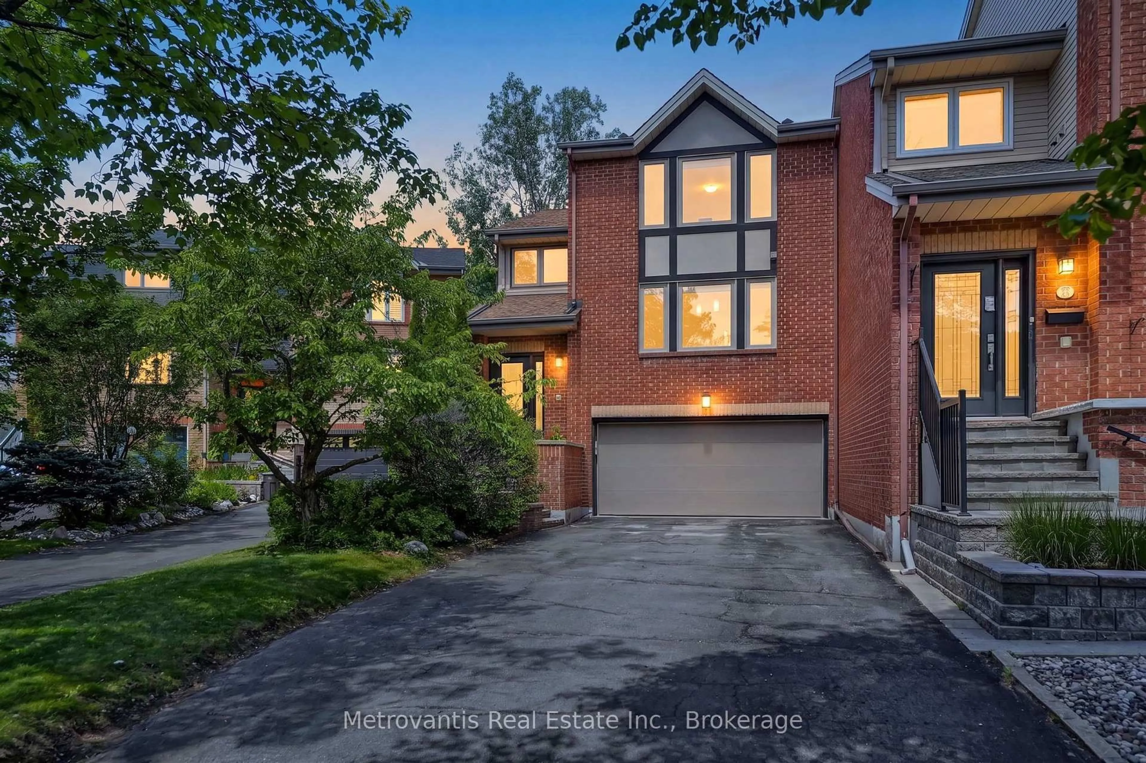 Home with brick exterior material, street for 89 Dunbarton Crt, Ottawa Ontario K1K 4L5