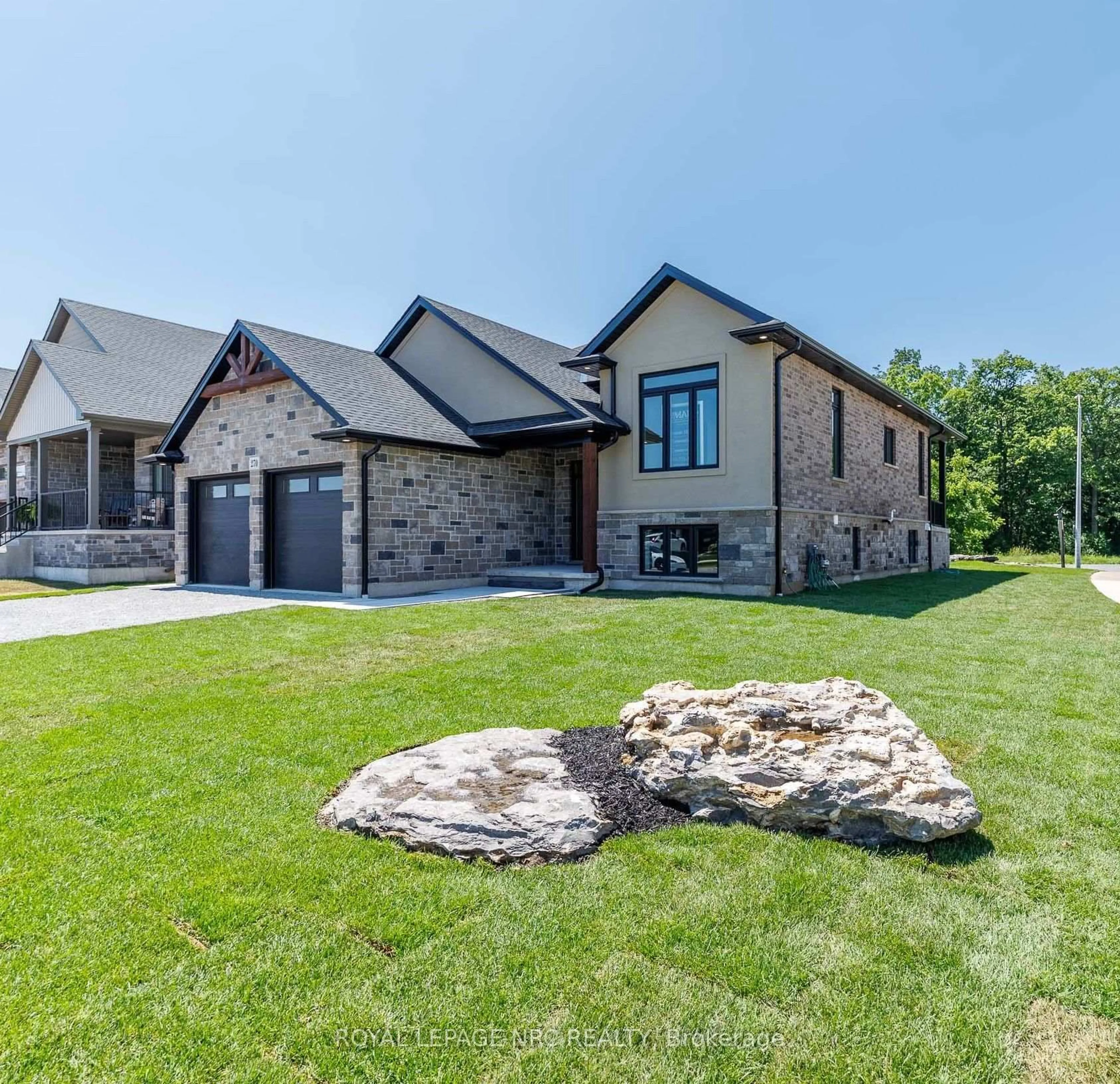 Home with brick exterior material, unknown for 270 Lancaster Dr, Port Colborne Ontario L2V 5P3