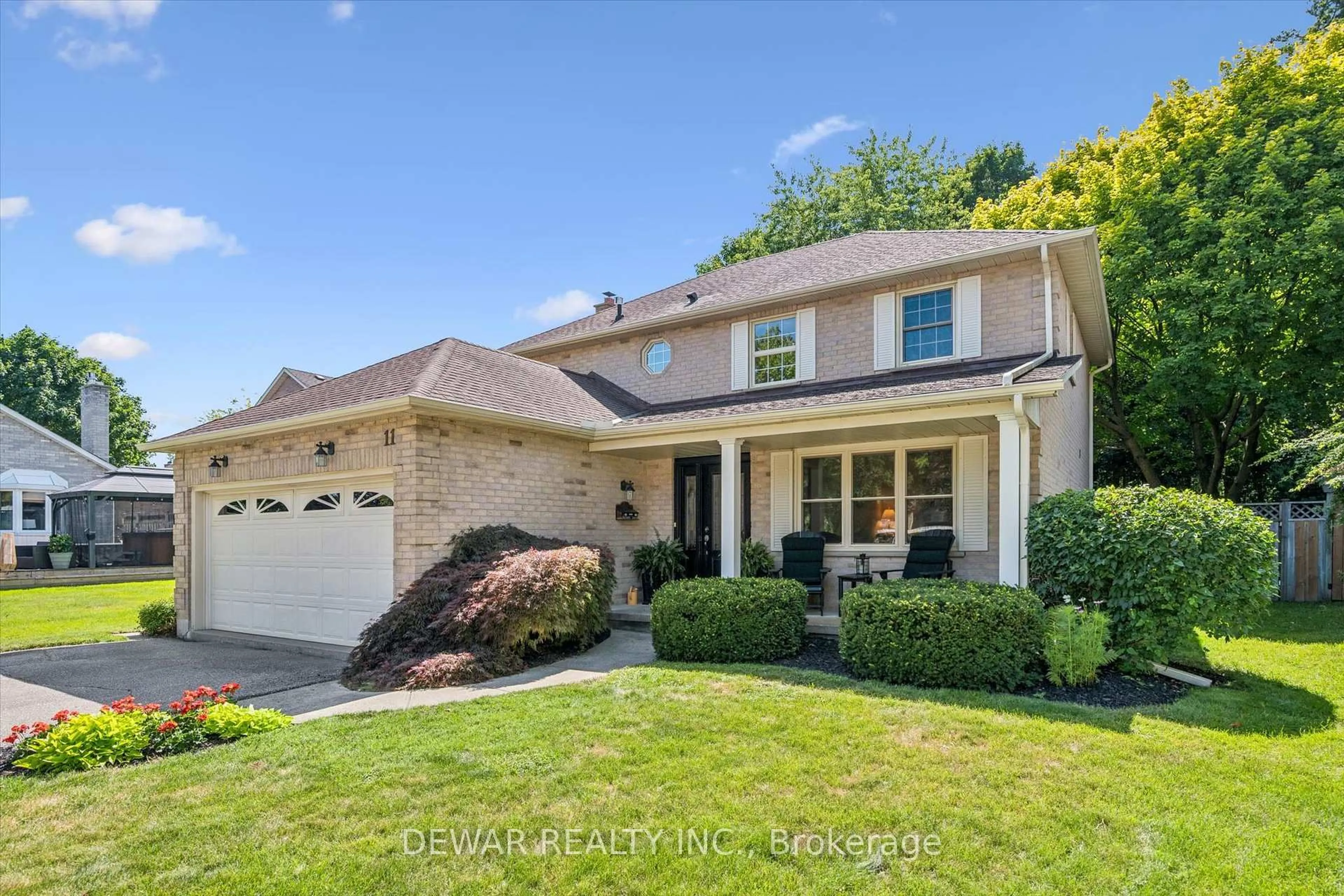 Home with brick exterior material, street for 11 Bitzer Crt, Cambridge Ontario N3C 3R6