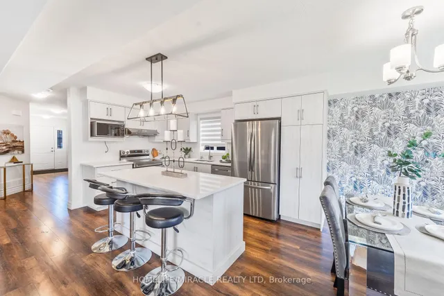 53 Robertson Dr, Stratford 5