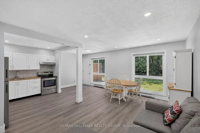 2080 Ogilvie Rd #9J, Ottawa 2